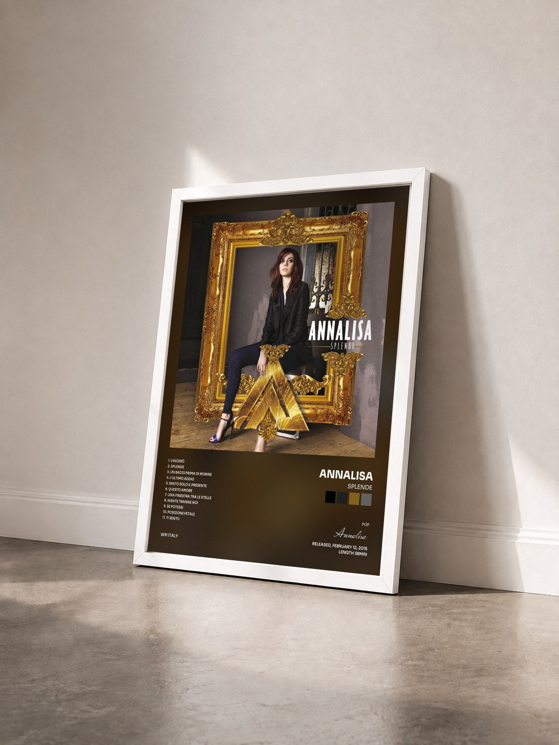 #blanc Tableau de l'album Splende de Annalisa vu de trois quarts, cadre blanc