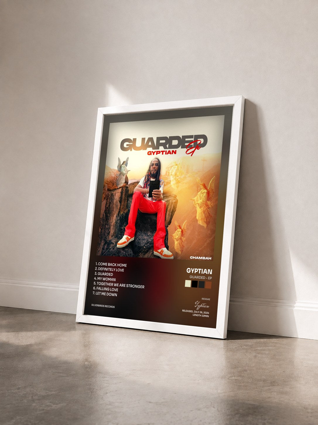 #blanc Tableau de l'album Guarded - EP de Gyptian vu de trois quarts, cadre blanc