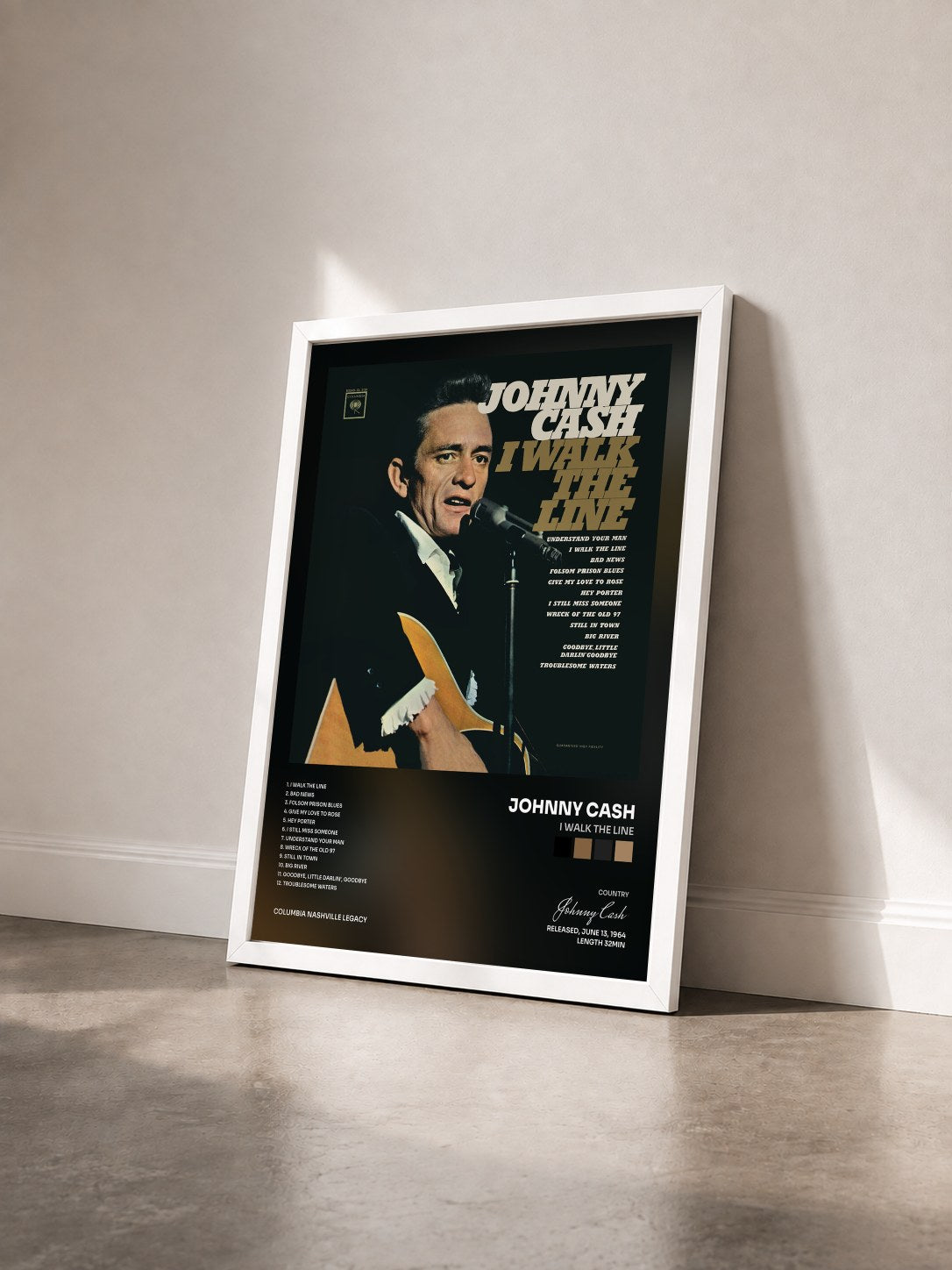 #blanc Tableau de l'album I Walk the Line de Johnny Cash vu de trois quarts, cadre blanc