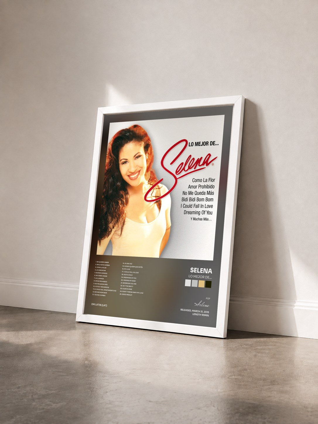 #blanc Tableau de l'album Lo Mejor De… de Selena vu de trois quarts, cadre blanc