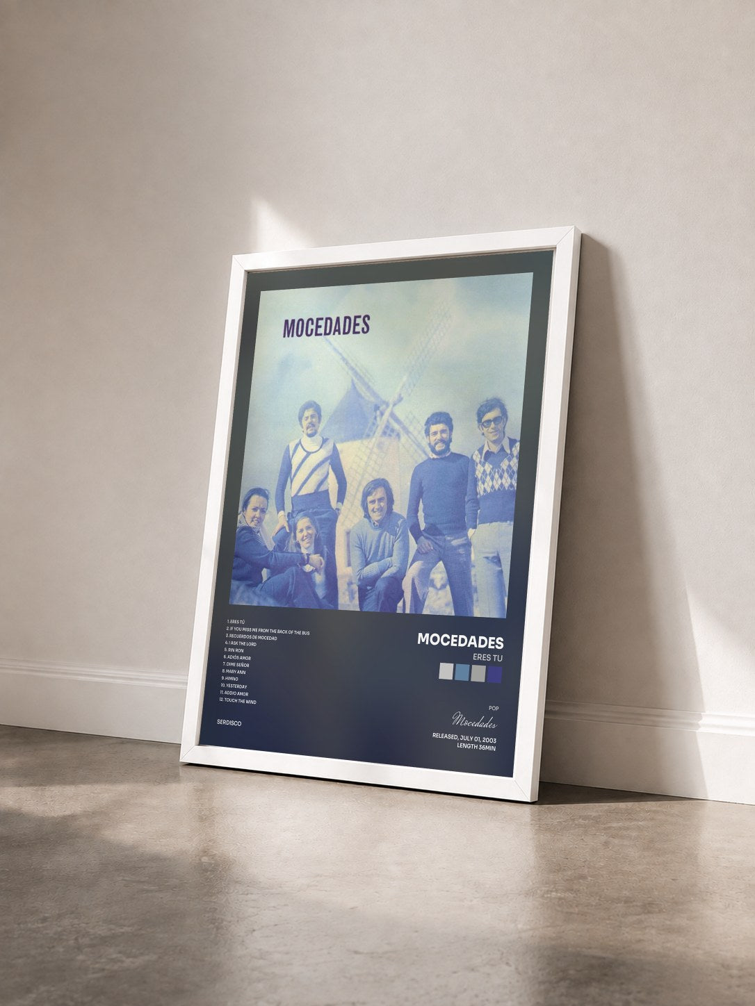 #blanc Tableau de l'album Eres Tu de Mocedades vu de trois quarts, cadre blanc
