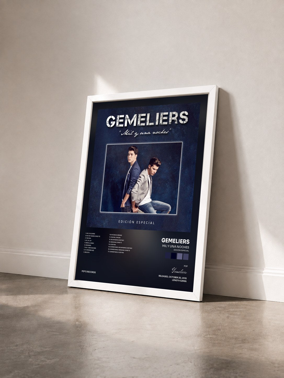 #blanc Tableau de l'album Mil y una Noches (Edición Especial) de Gemeliers vu de trois quarts, cadre blanc