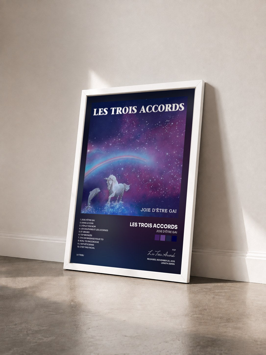 #blanc Tableau de l'album Joie d'être gai de Les Trois Accords vu de trois quarts, cadre blanc