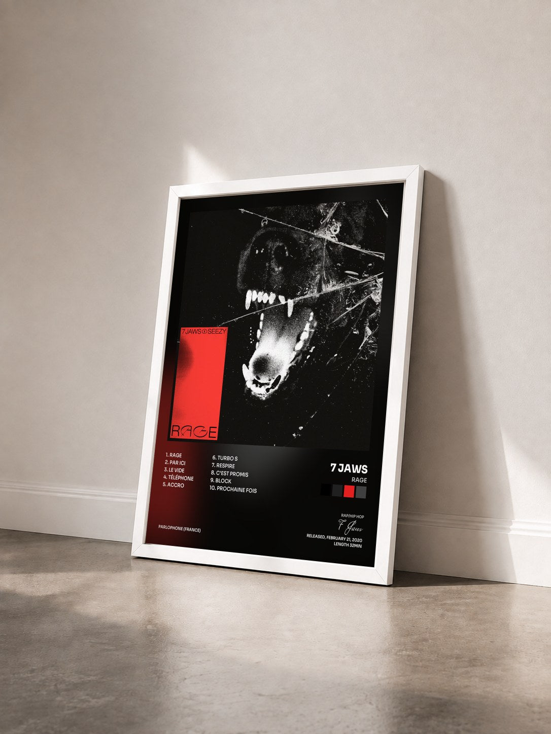#blanc Tableau de l'album RAGE de 7 Jaws vu de trois quarts, cadre blanc