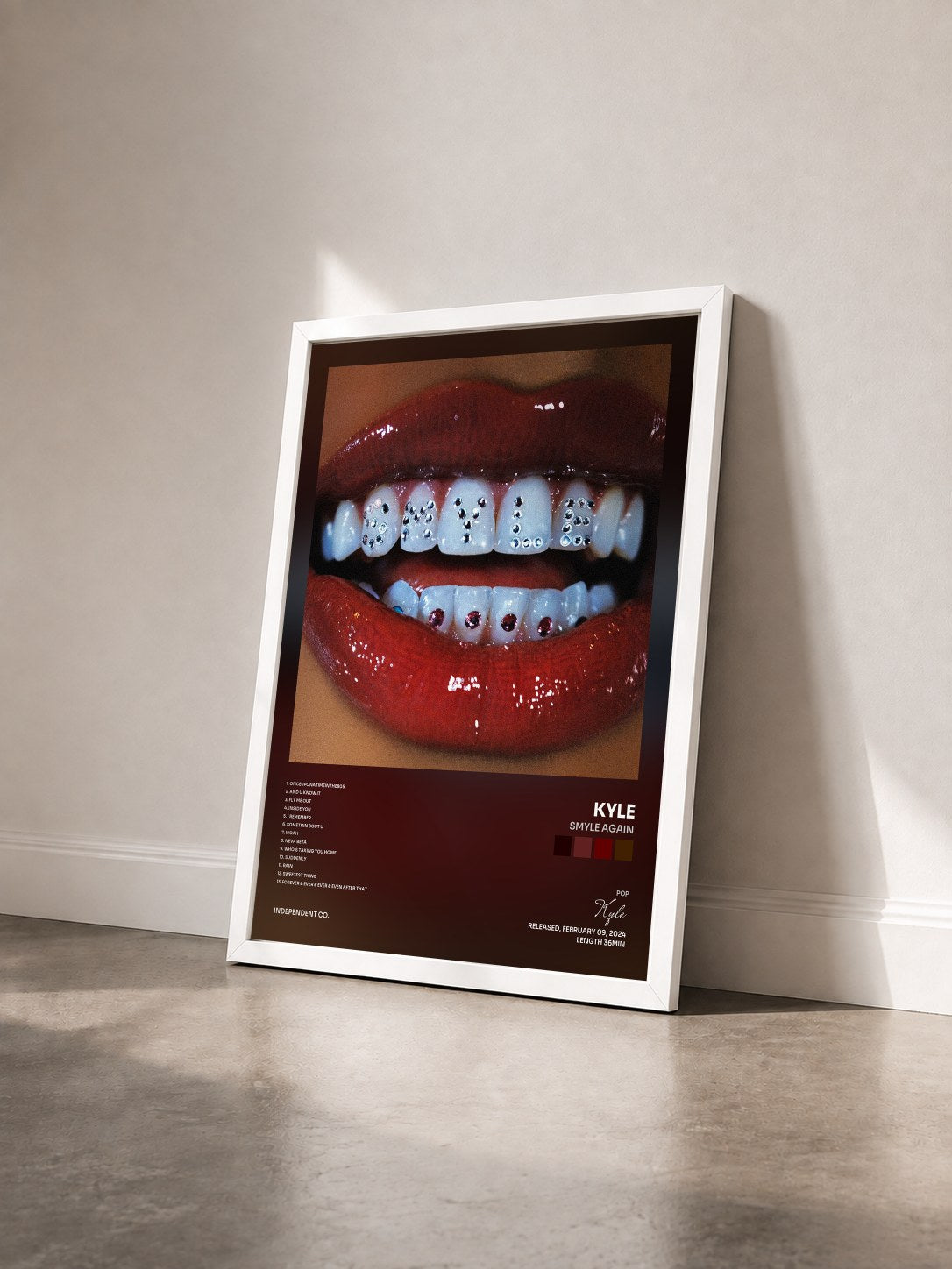 #blanc Tableau de l'album SMYLE AGAIN de Kyle vu de trois quarts, cadre blanc