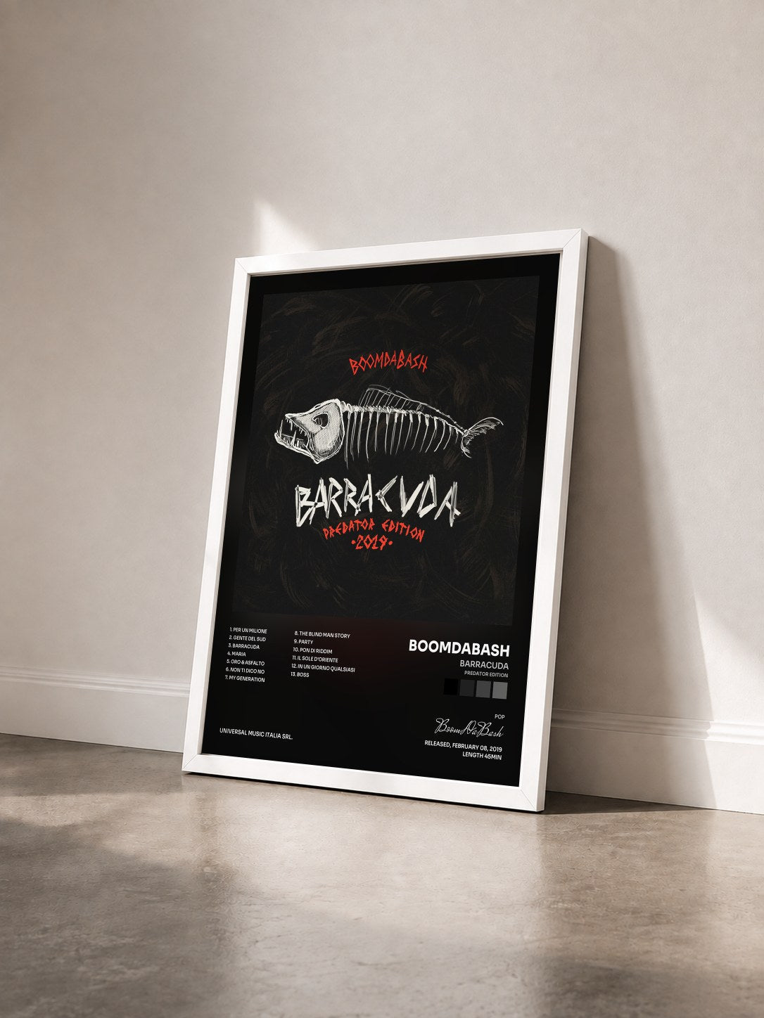 #blanc Tableau de l'album Barracuda (Predator Edition) de BoomDaBash vu de trois quarts, cadre blanc