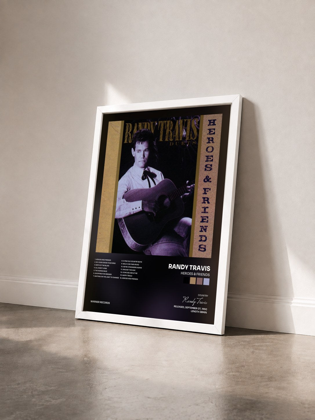 #blanc Tableau de l'album Heroes & Friends de Randy Travis vu de trois quarts, cadre blanc