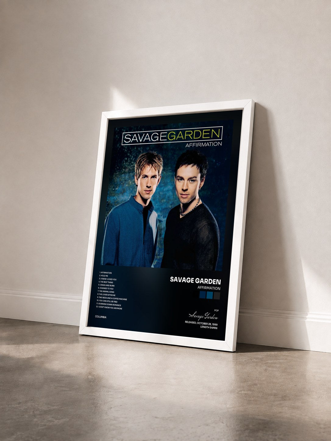 #blanc Tableau de l'album Affirmation de Savage Garden vu de trois quarts, cadre blanc