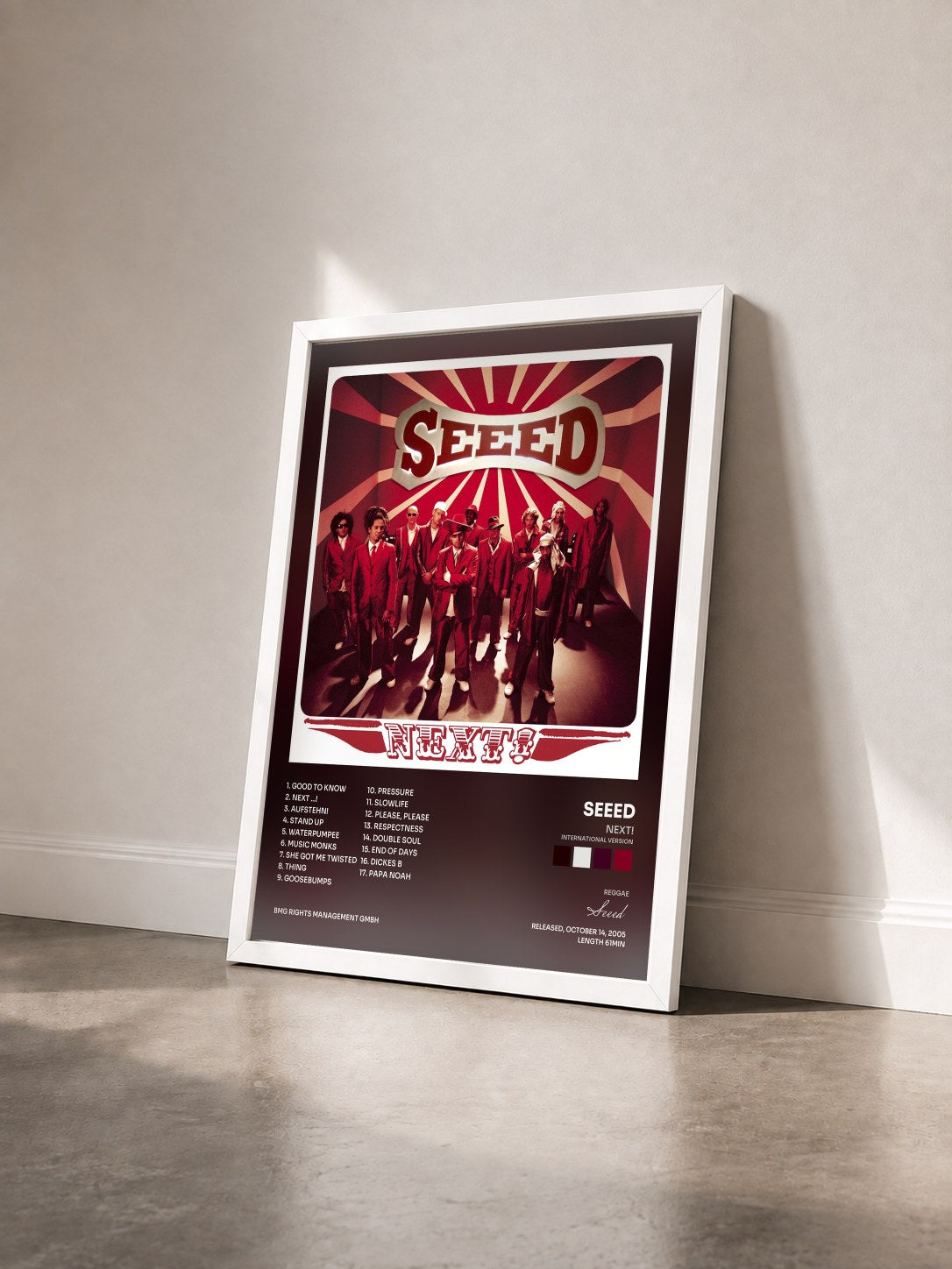 #blanc Tableau de l'album Next! (International Version) de Seeed vu de trois quarts, cadre blanc