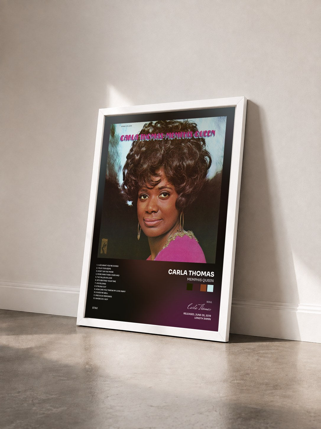 #blanc Tableau de l'album Memphis Queen de Carla Thomas vu de trois quarts, cadre blanc