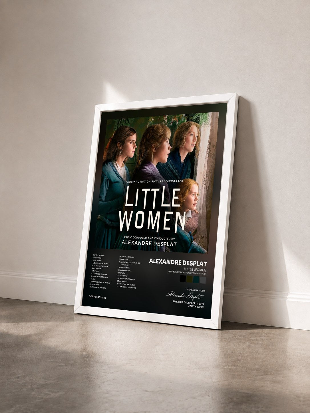 #blanc Tableau de l'album Little Women (Original Motion Picture Soundtrack) de Alexandre Desplat vu de trois quarts, cadre blanc