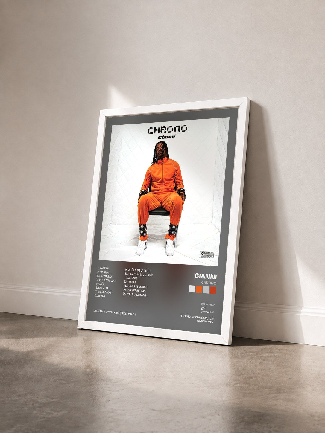 #blanc Tableau de l'album Chrono de Gianni vu de trois quarts, cadre blanc