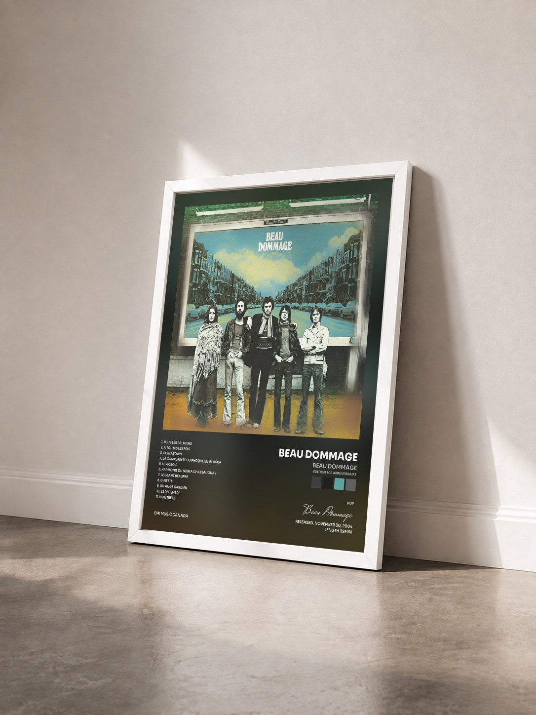 #blanc Tableau de l'album Beau Dommage (Edition 30e Anniversaire) de Beau Dommage vu de trois quarts, cadre blanc