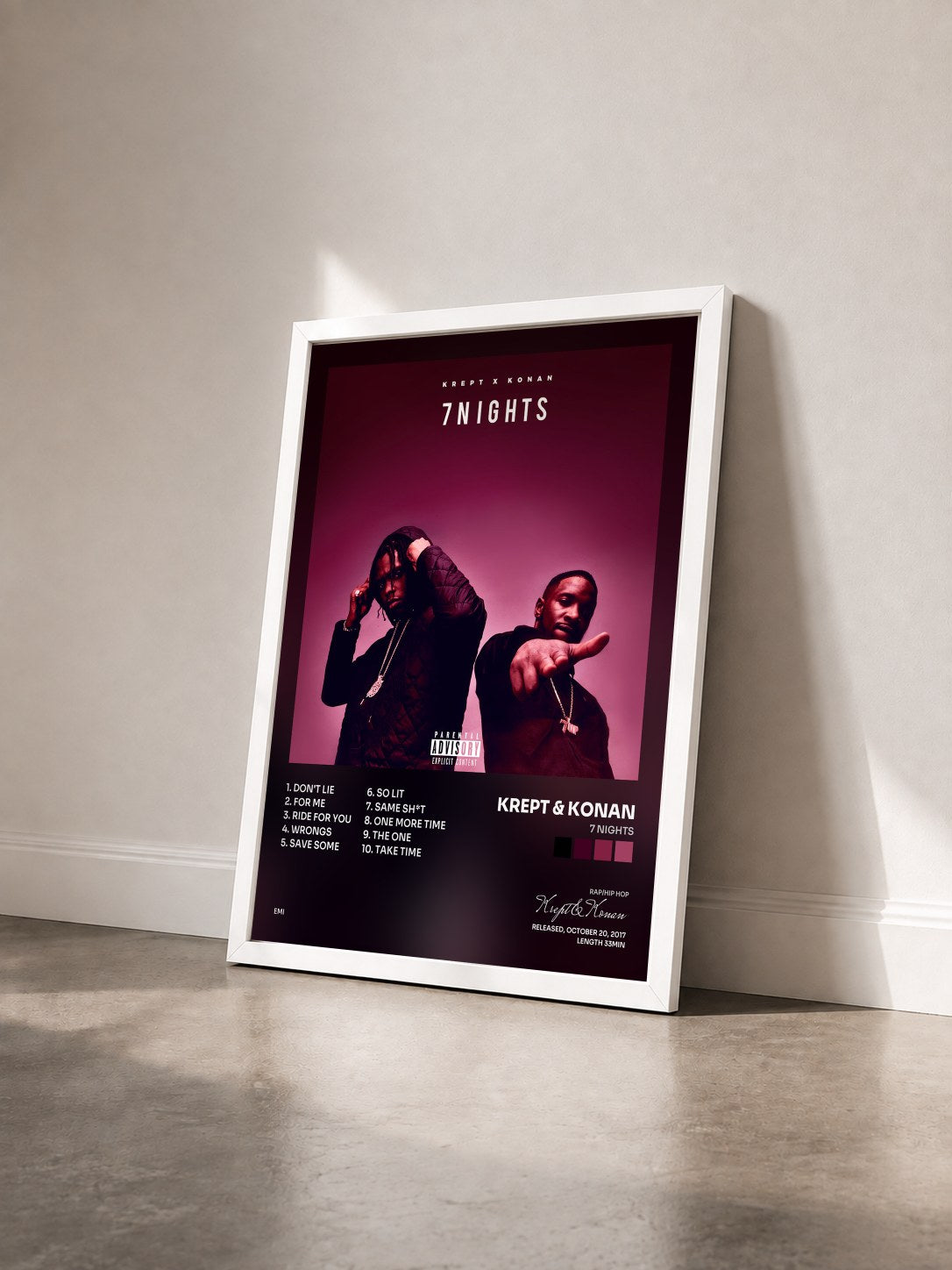 #blanc Tableau de l'album 7 Nights de Krept & Konan vu de trois quarts, cadre blanc