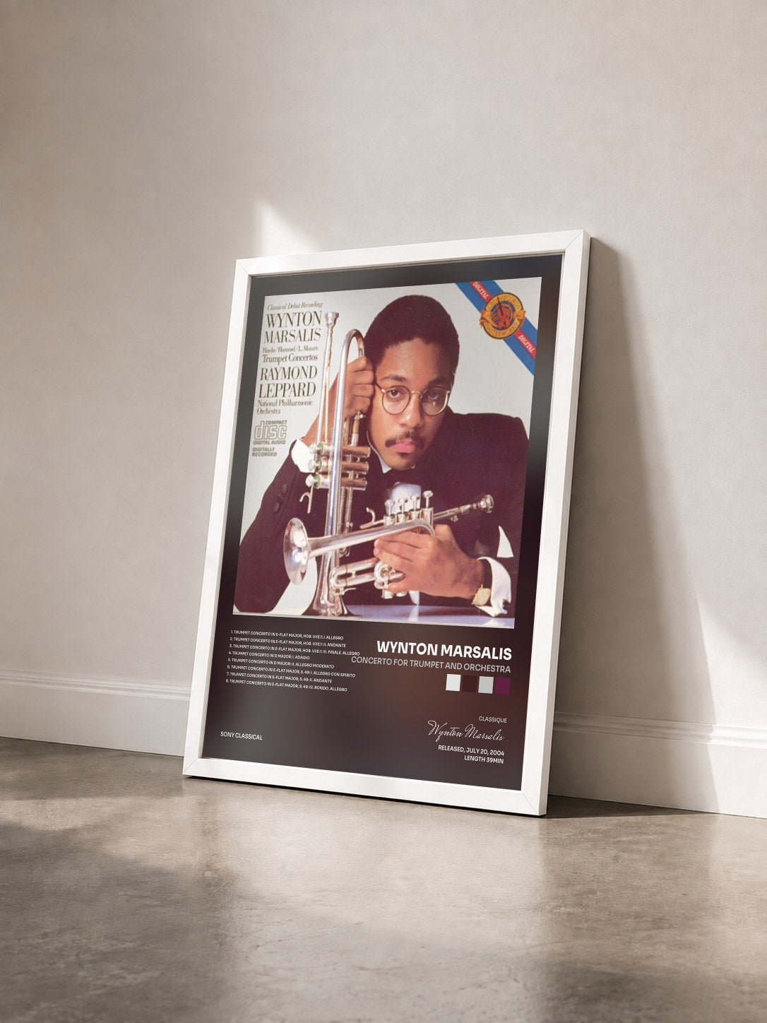 #blanc Tableau de l'album Concerto for Trumpet and Orchestra de Wynton Marsalis vu de trois quarts, cadre blanc