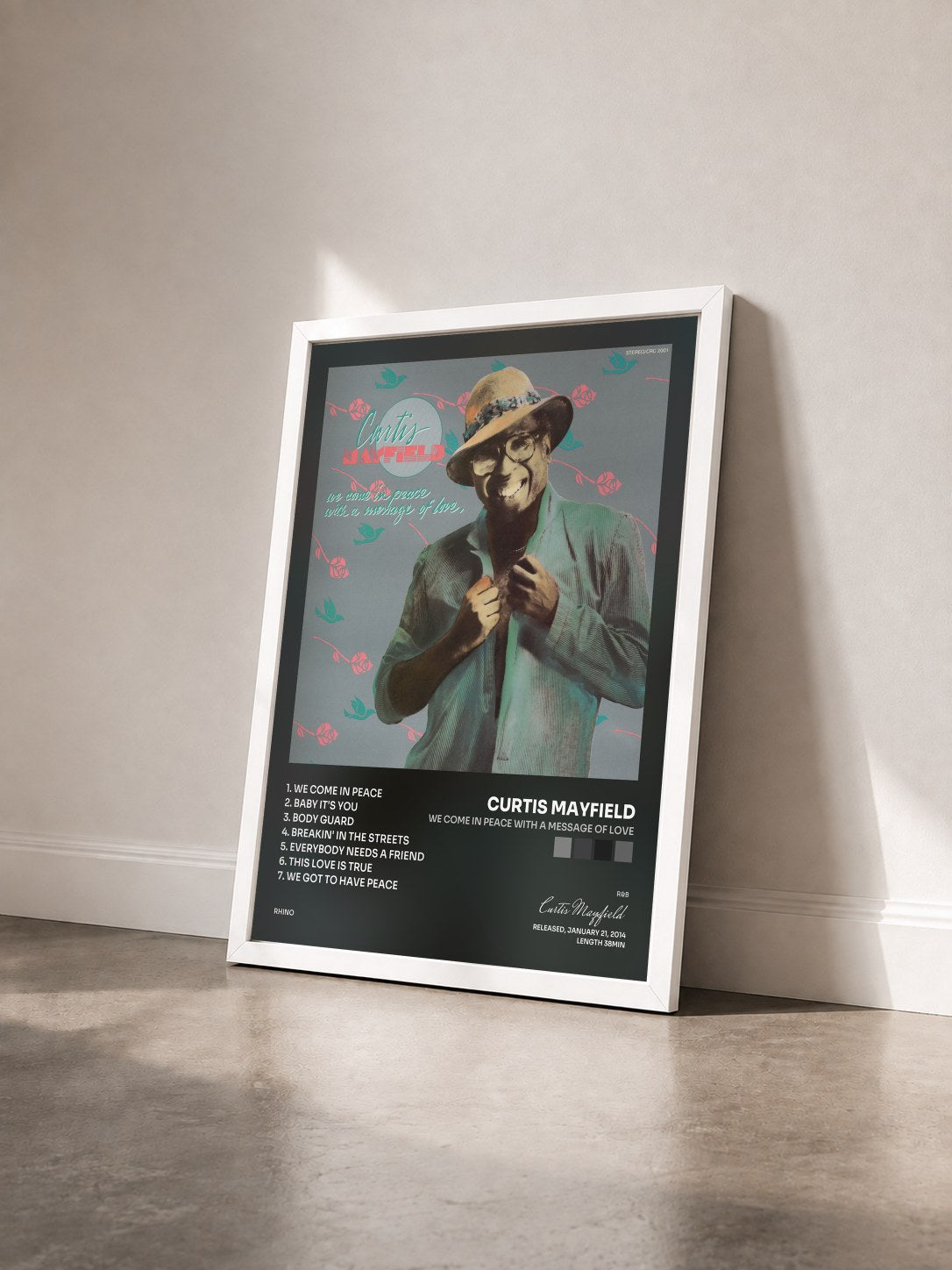 #blanc Tableau de l'album We Come in Peace With a Message of Love de Curtis Mayfield vu de trois quarts, cadre blanc