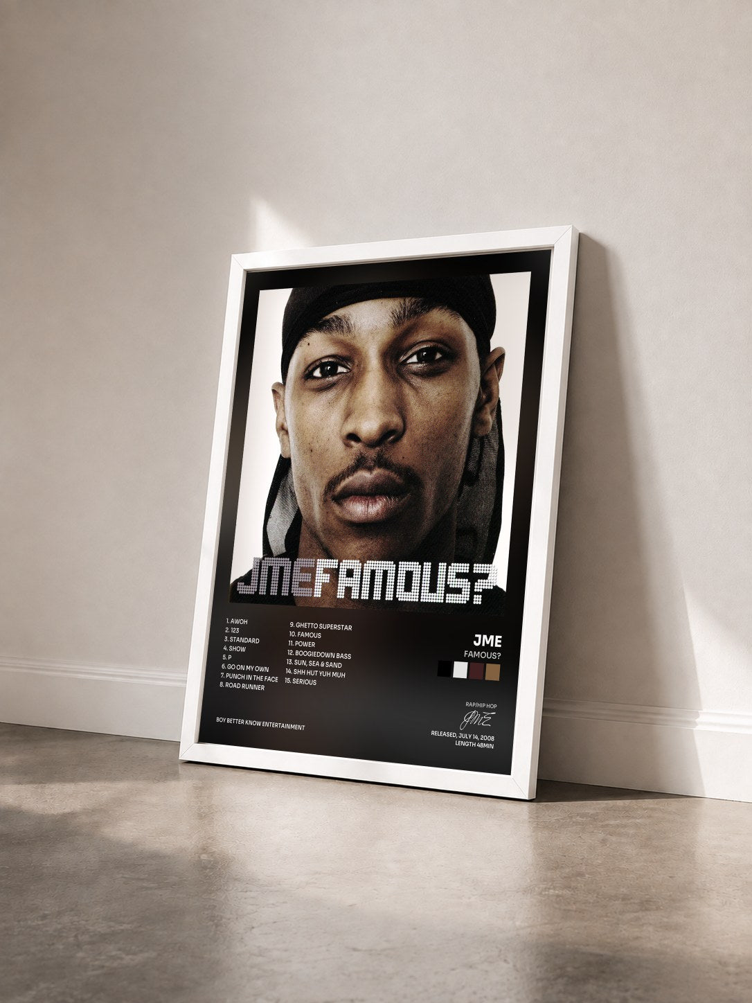#blanc Tableau de l'album Famous? de JME vu de trois quarts, cadre blanc