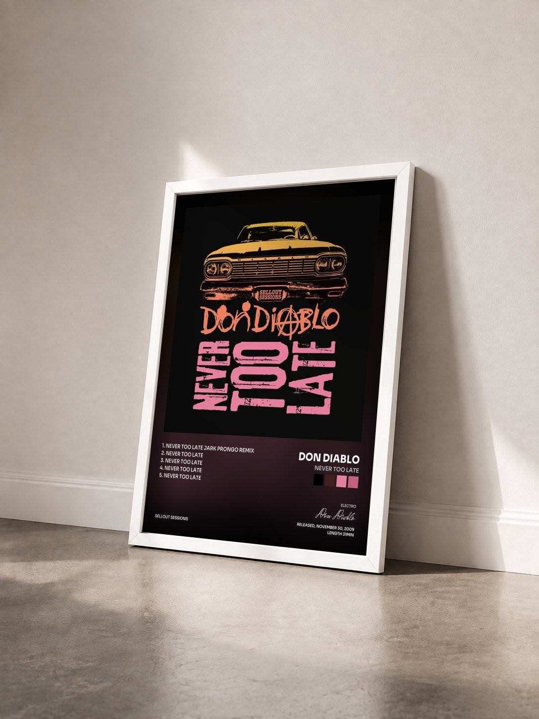 #blanc Tableau de l'album Never Too Late de Don Diablo vu de trois quarts, cadre blanc