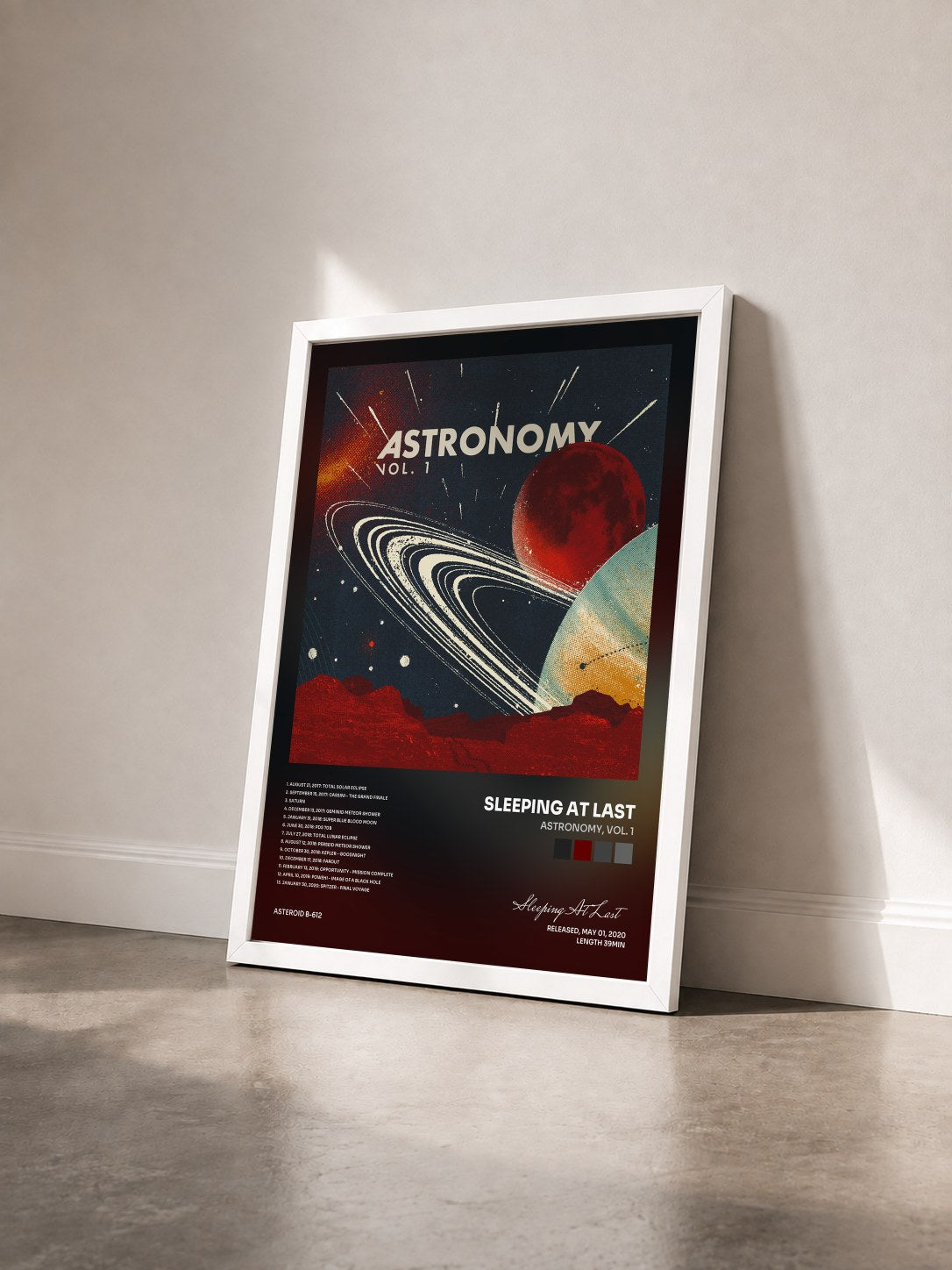 #blanc Tableau de l'album Astronomy, Vol. 1 de Sleeping At Last vu de trois quarts, cadre blanc
