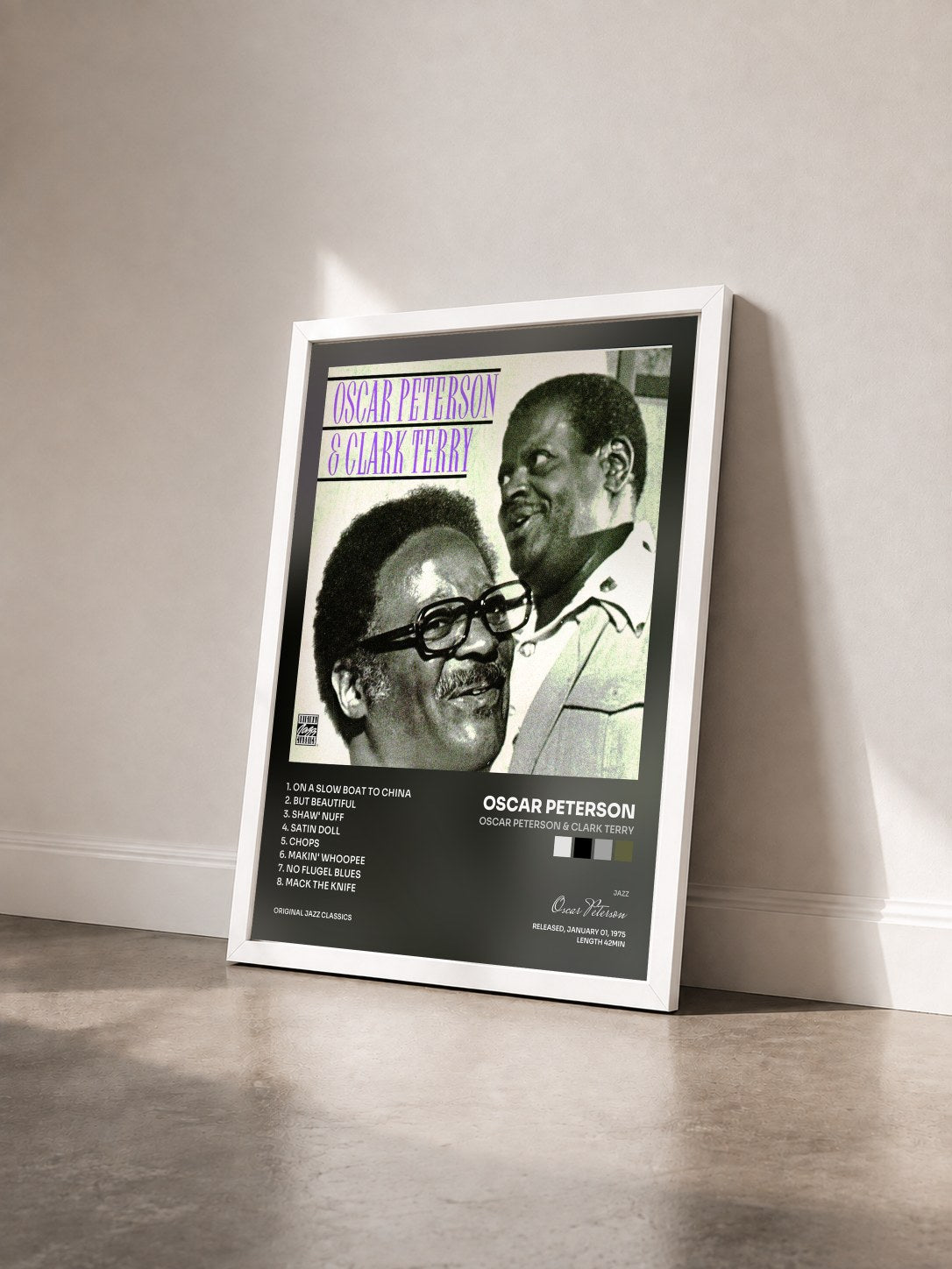 #blanc Tableau de l'album Oscar Peterson & Clark Terry de Oscar Peterson vu de trois quarts, cadre blanc