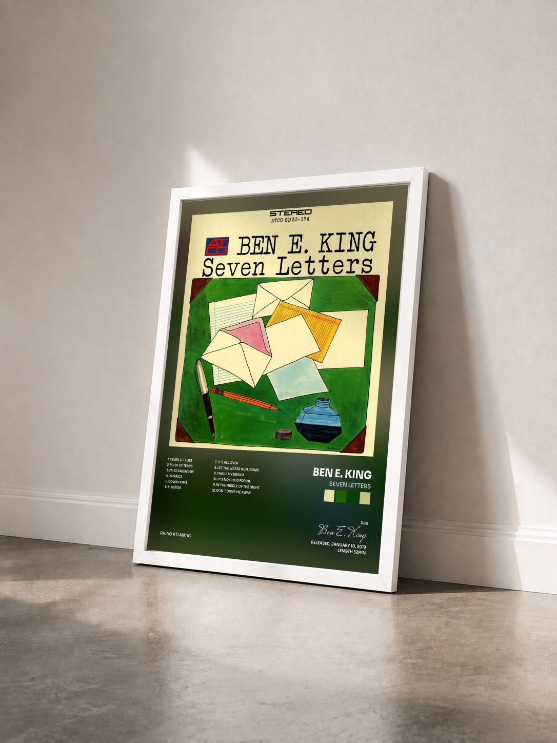#blanc Tableau de l'album Seven Letters de Ben E. King vu de trois quarts, cadre blanc