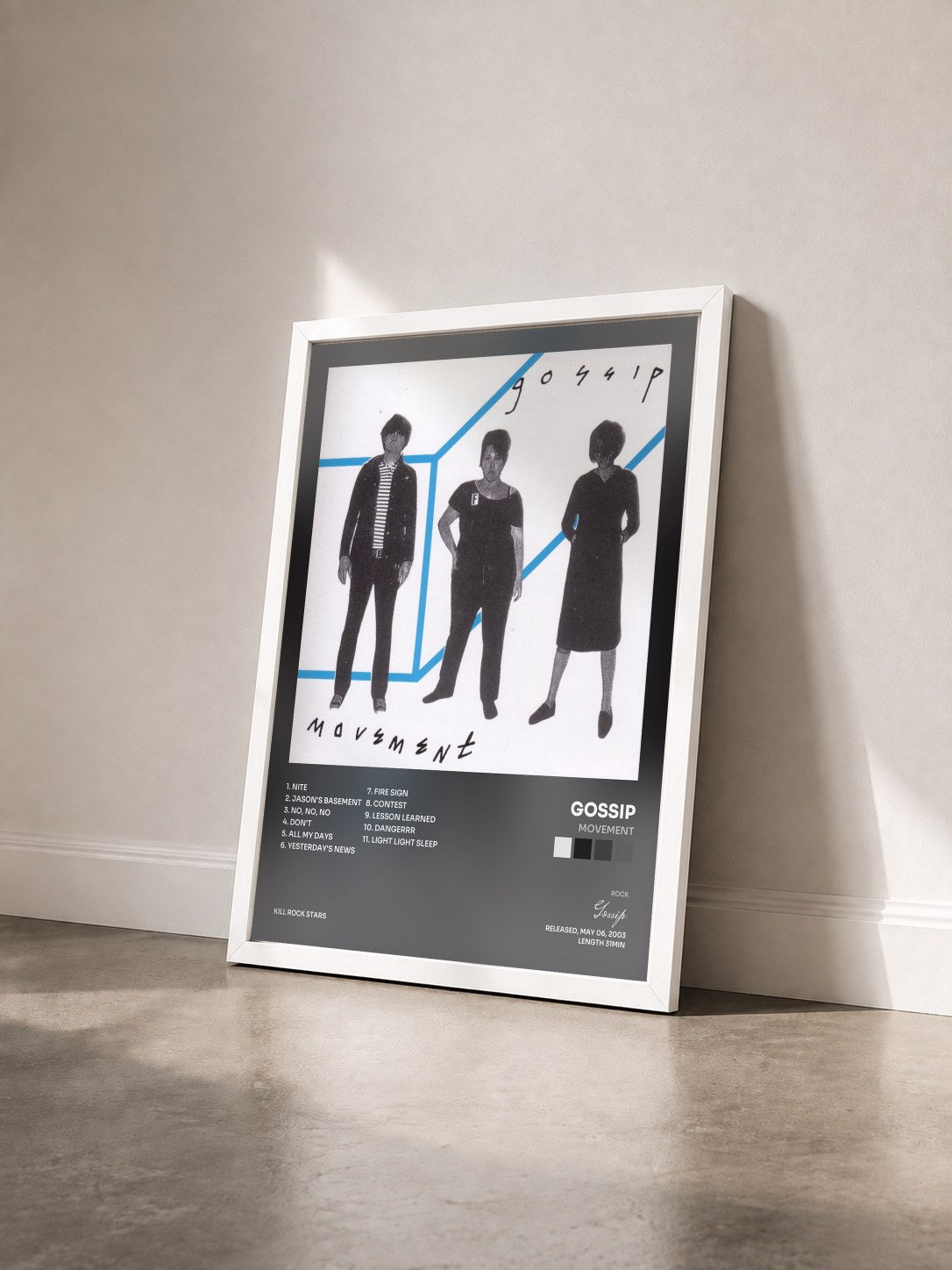#blanc Tableau de l'album Movement de Gossip vu de trois quarts, cadre blanc