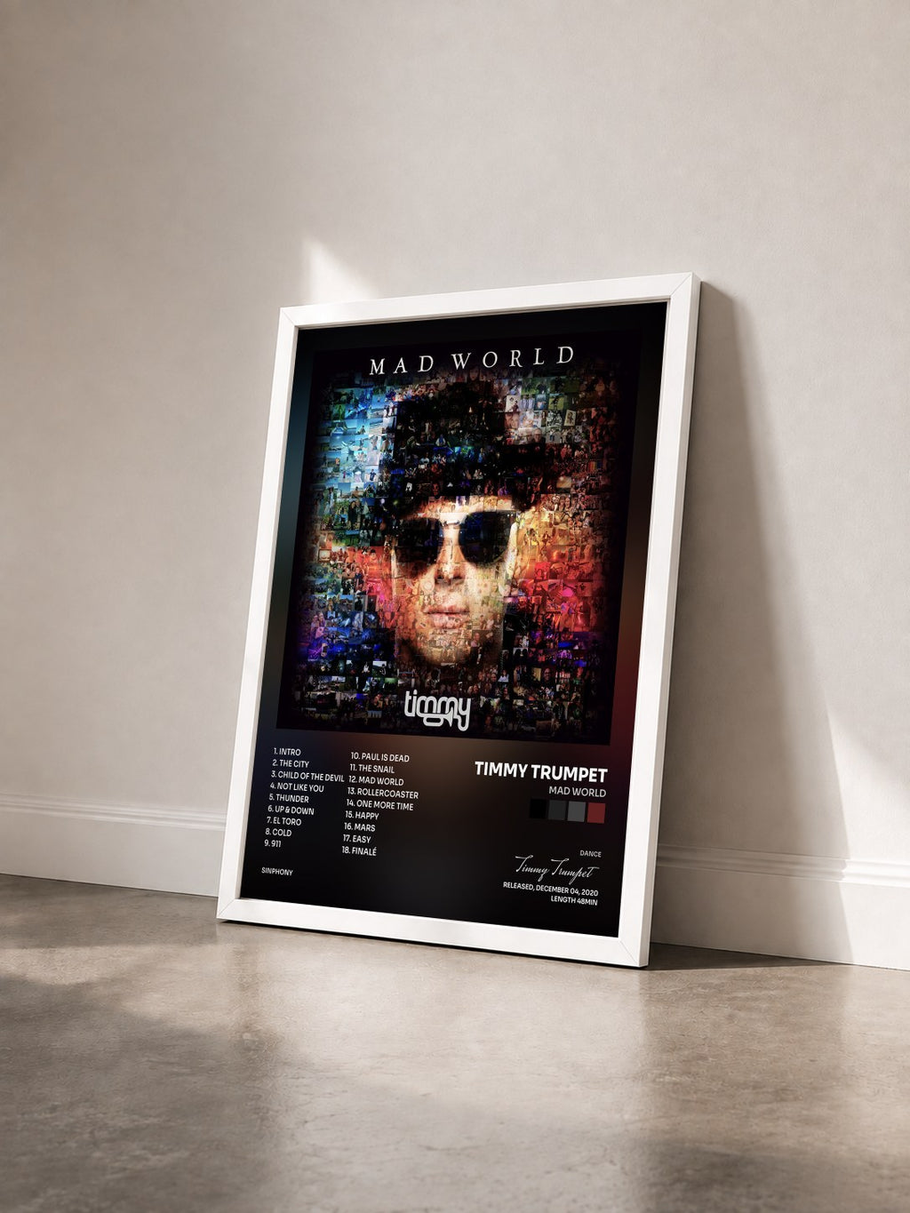 #blanc Tableau de l'album Mad World de Timmy Trumpet vu de trois quarts, cadre blanc