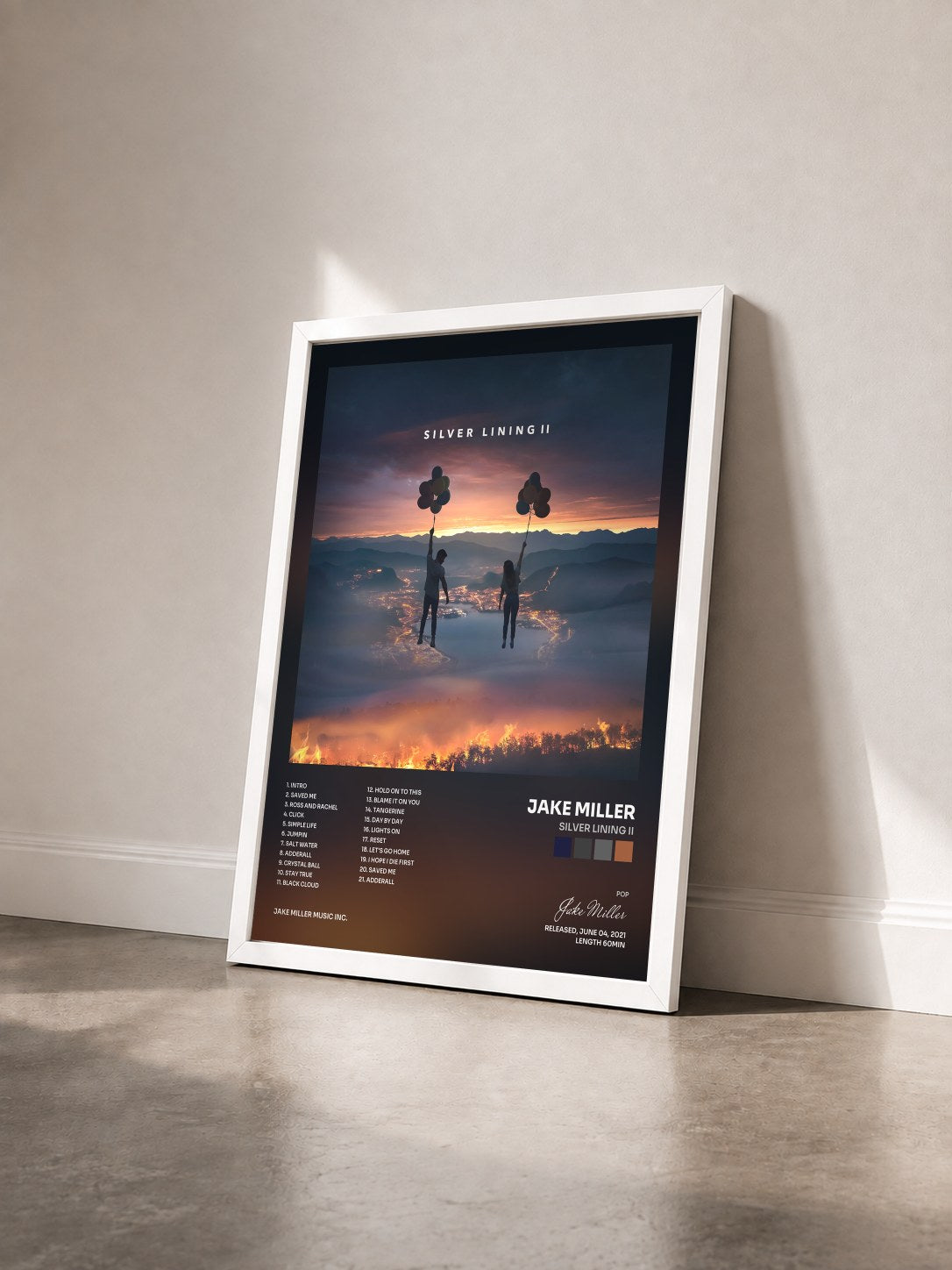 #blanc Tableau de l'album Silver Lining II de Jake Miller vu de trois quarts, cadre blanc