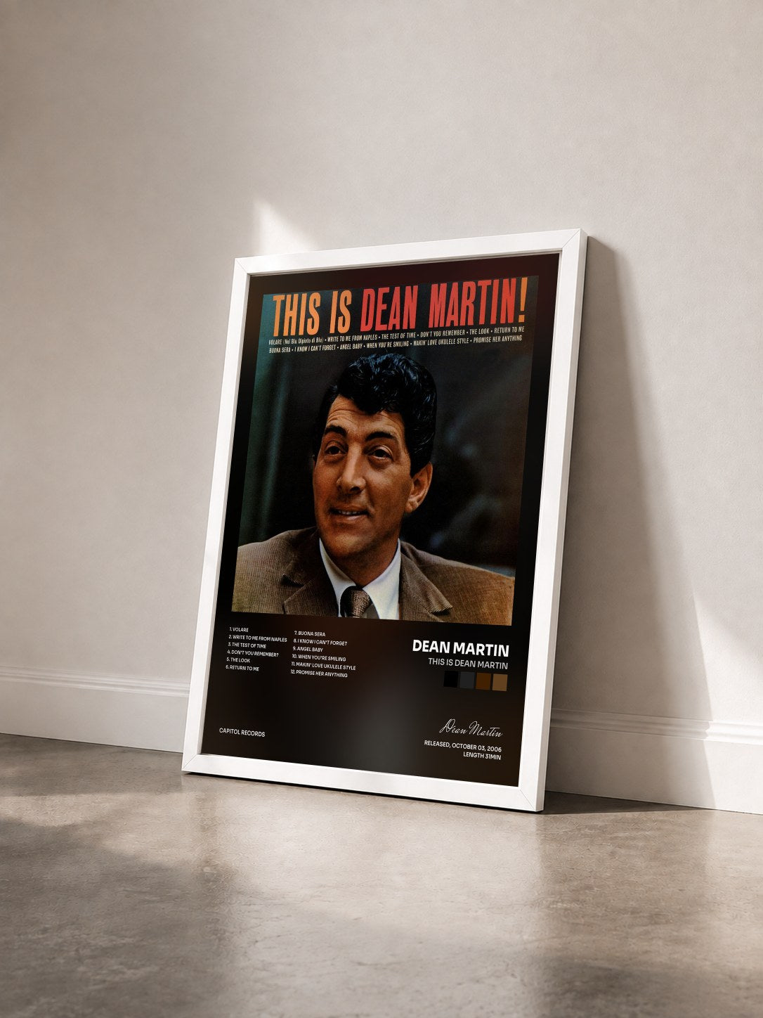 #blanc Tableau de l'album This Is Dean Martin de Dean Martin vu de trois quarts, cadre blanc