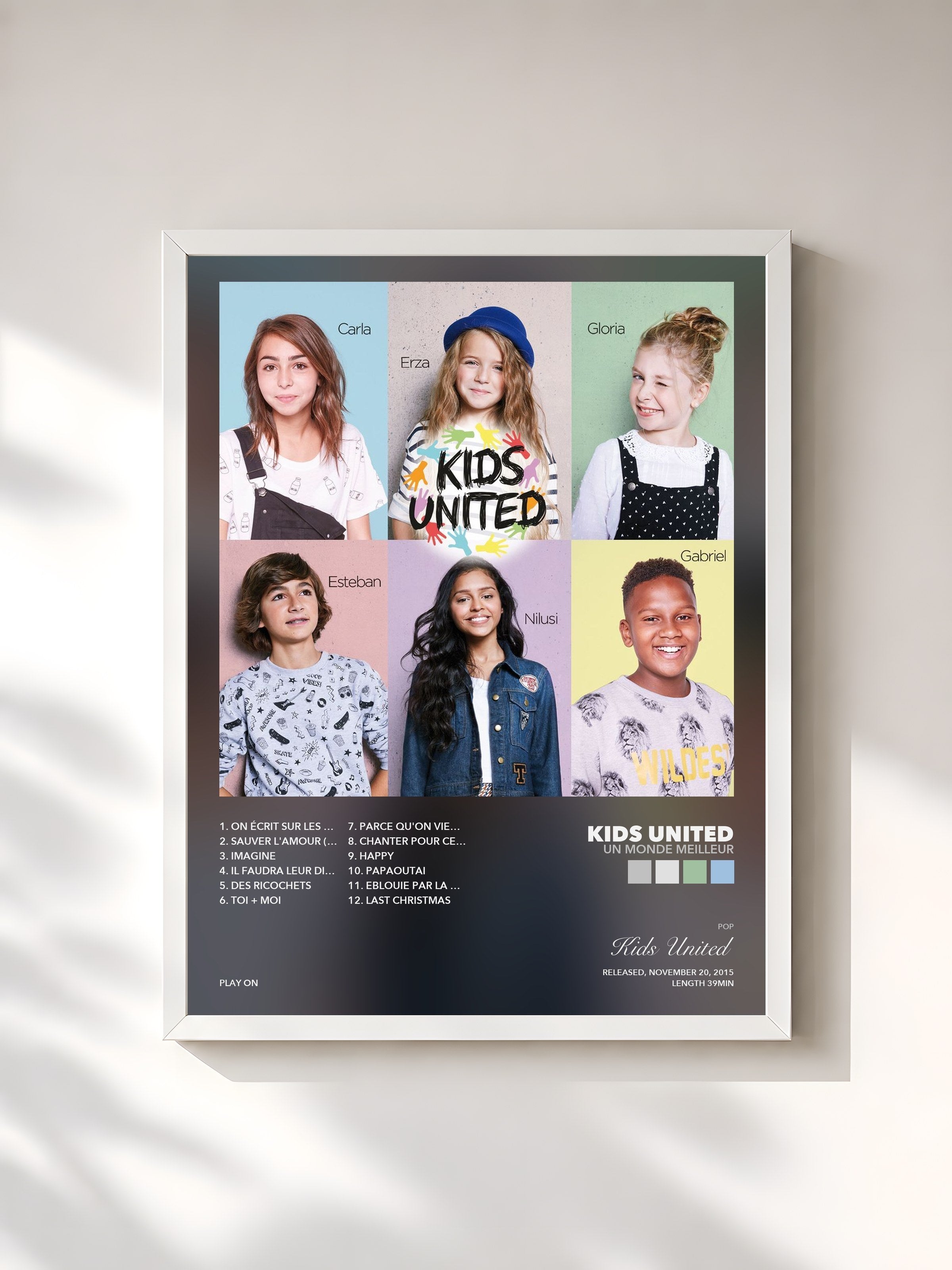 #blanc Tableau de l'album Un monde meilleur de Kids United, cadre blanc, imprimé et encadré en France