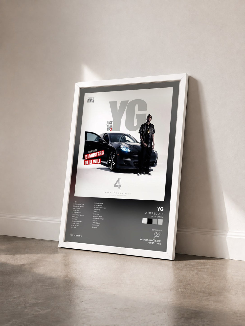 #blanc Tableau de l'album Just Re'd Up 2 (Deluxe Edition) de YG vu de trois quarts, cadre blanc