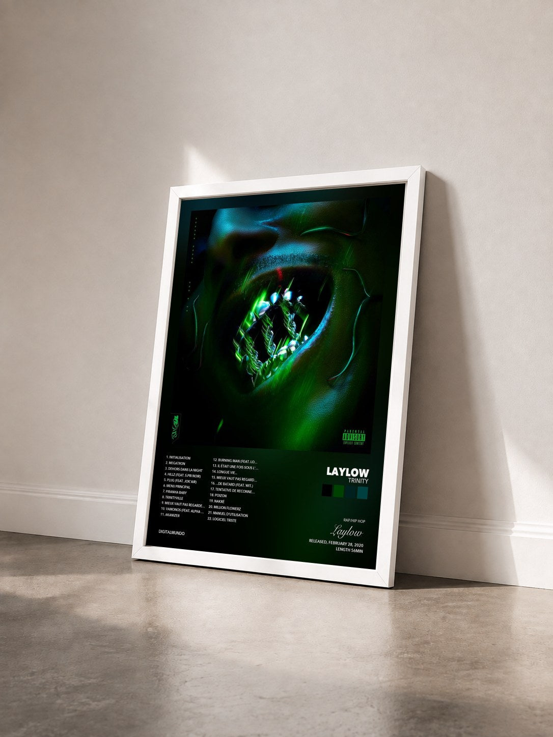 #blanc Tableau de l'album TRINITY de Laylow vu de trois quarts, cadre blanc