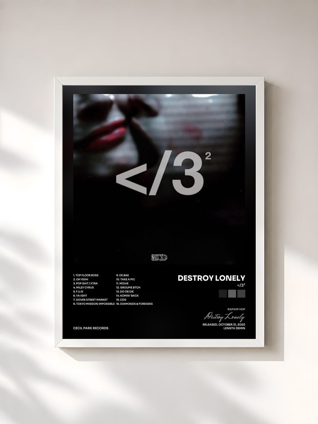 #blanc Tableau de l'album </3² de Destroy Lonely, cadre blanc, imprimé et encadré en France