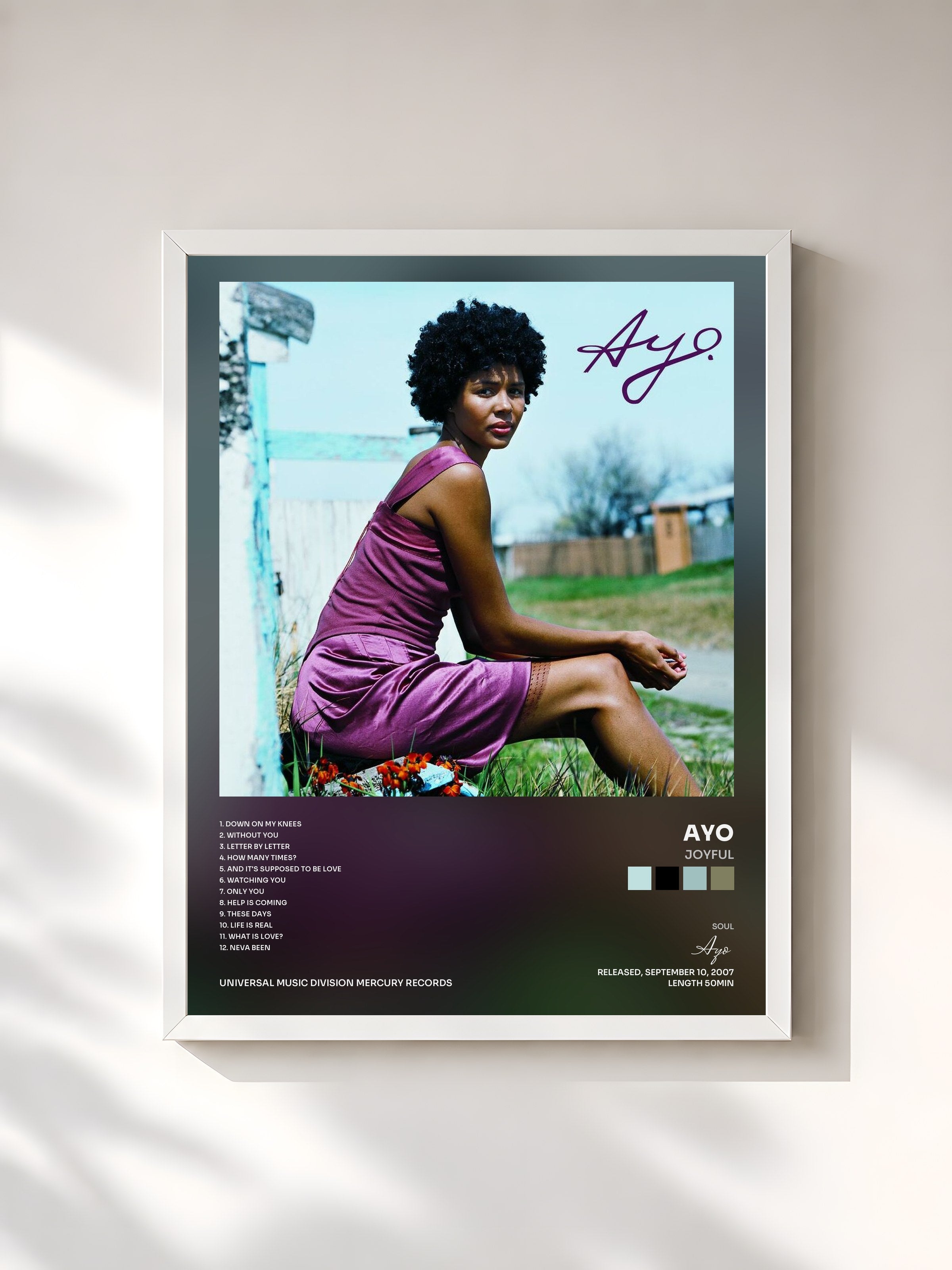 #blanc Tableau de l'album Joyful de Ayo, cadre blanc, imprimé et encadré en France