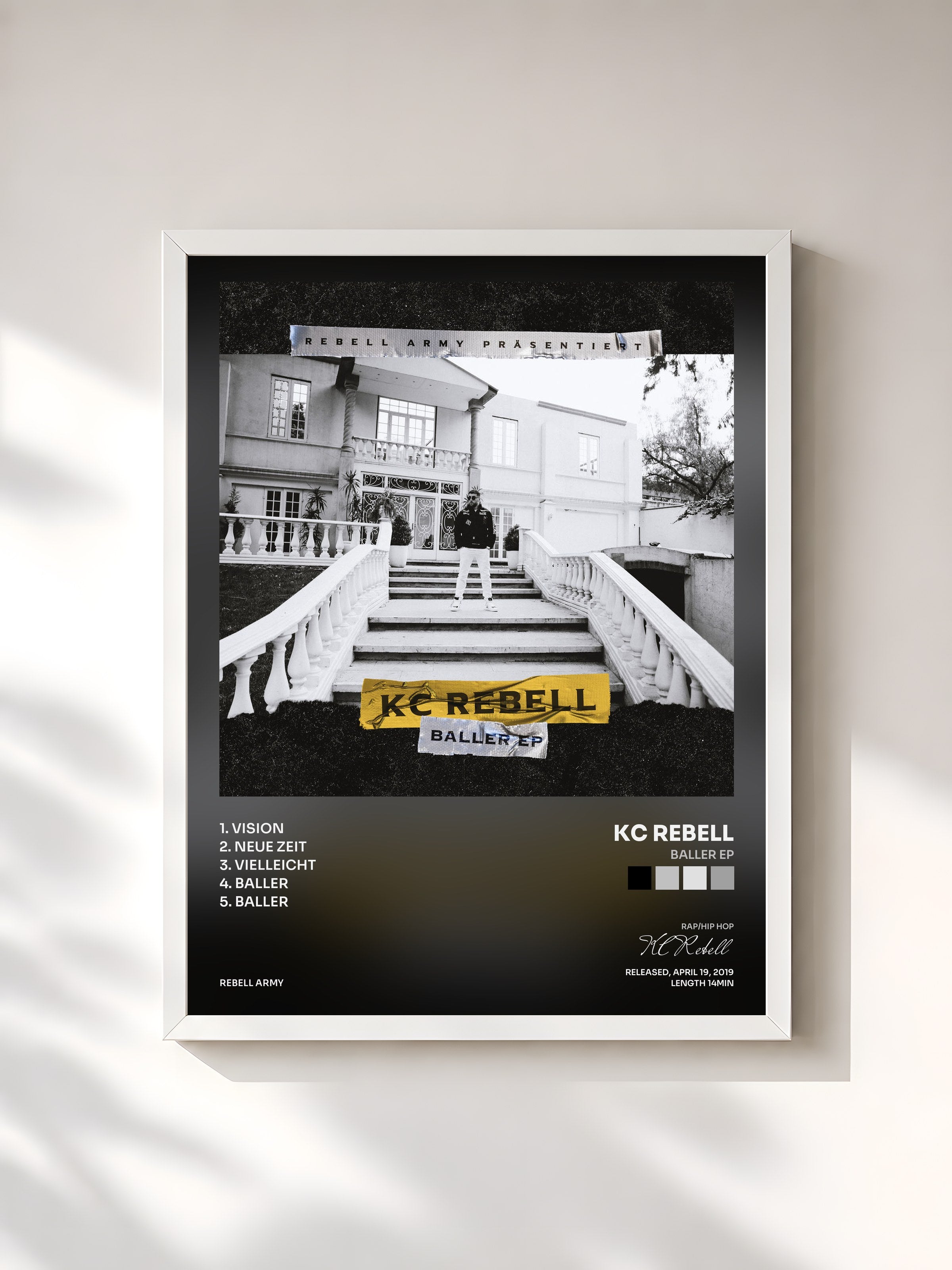 #blanc Tableau de l'album Baller EP de KC Rebell, cadre blanc, imprimé et encadré en France