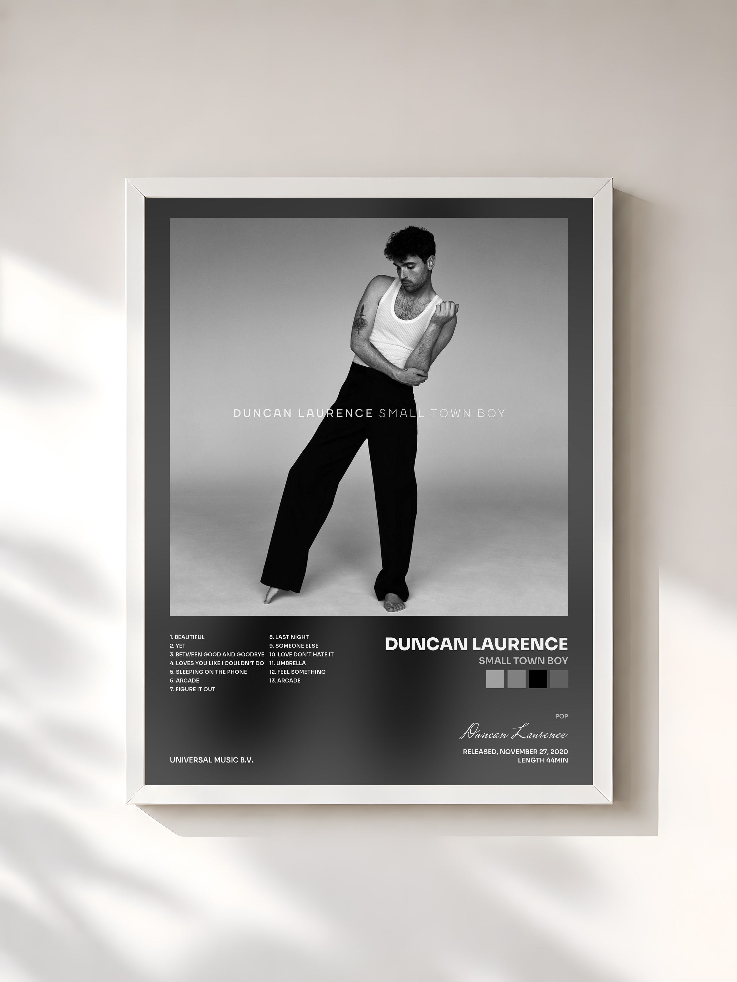#blanc Tableau de l'album Small Town Boy de Duncan Laurence, cadre blanc, imprimé et encadré en France