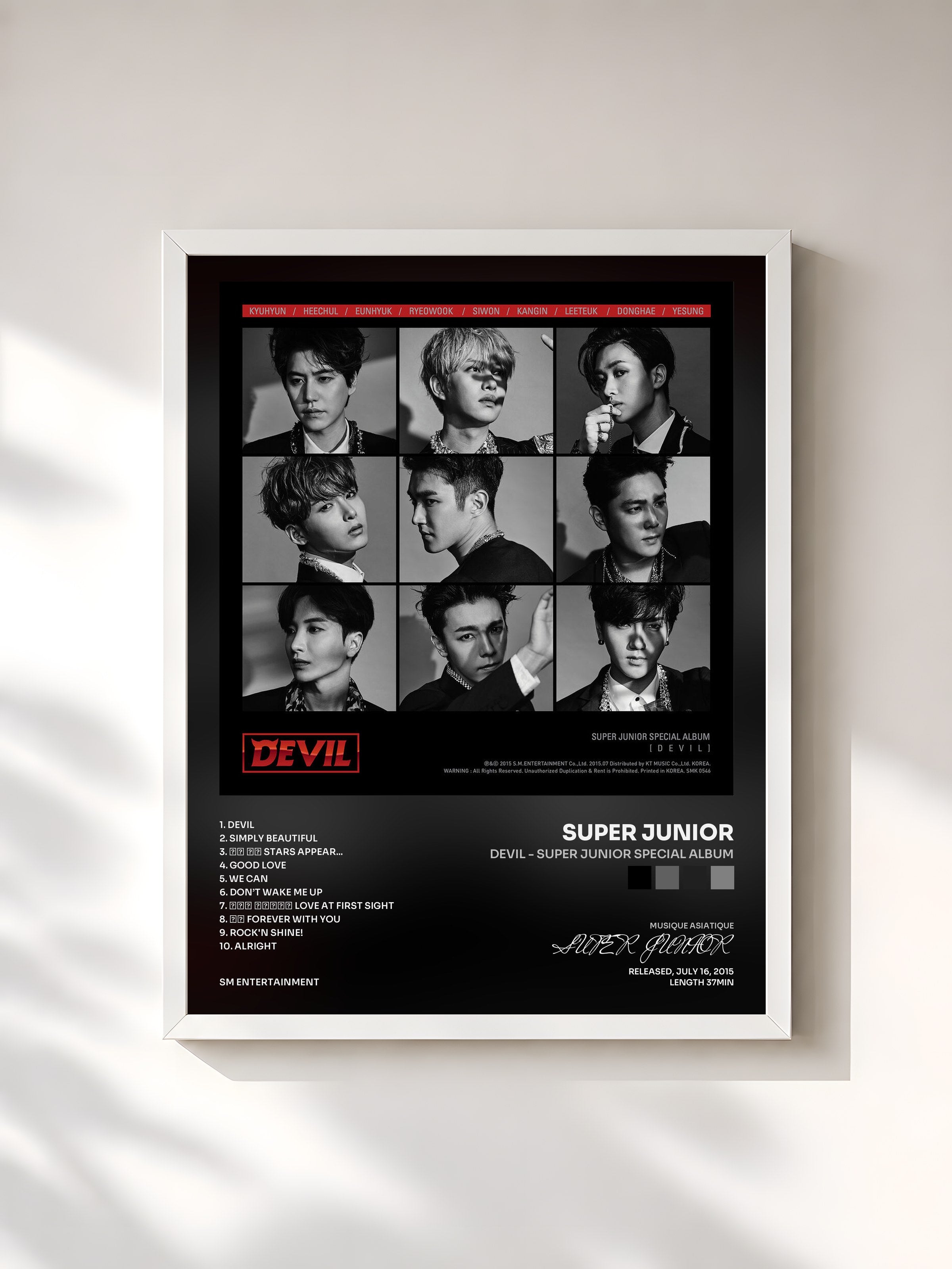 #blanc Tableau de l'album DEVIL - SUPER JUNIOR SPECIAL ALBUM de SUPER JUNIOR, cadre blanc, imprimé et encadré en France
