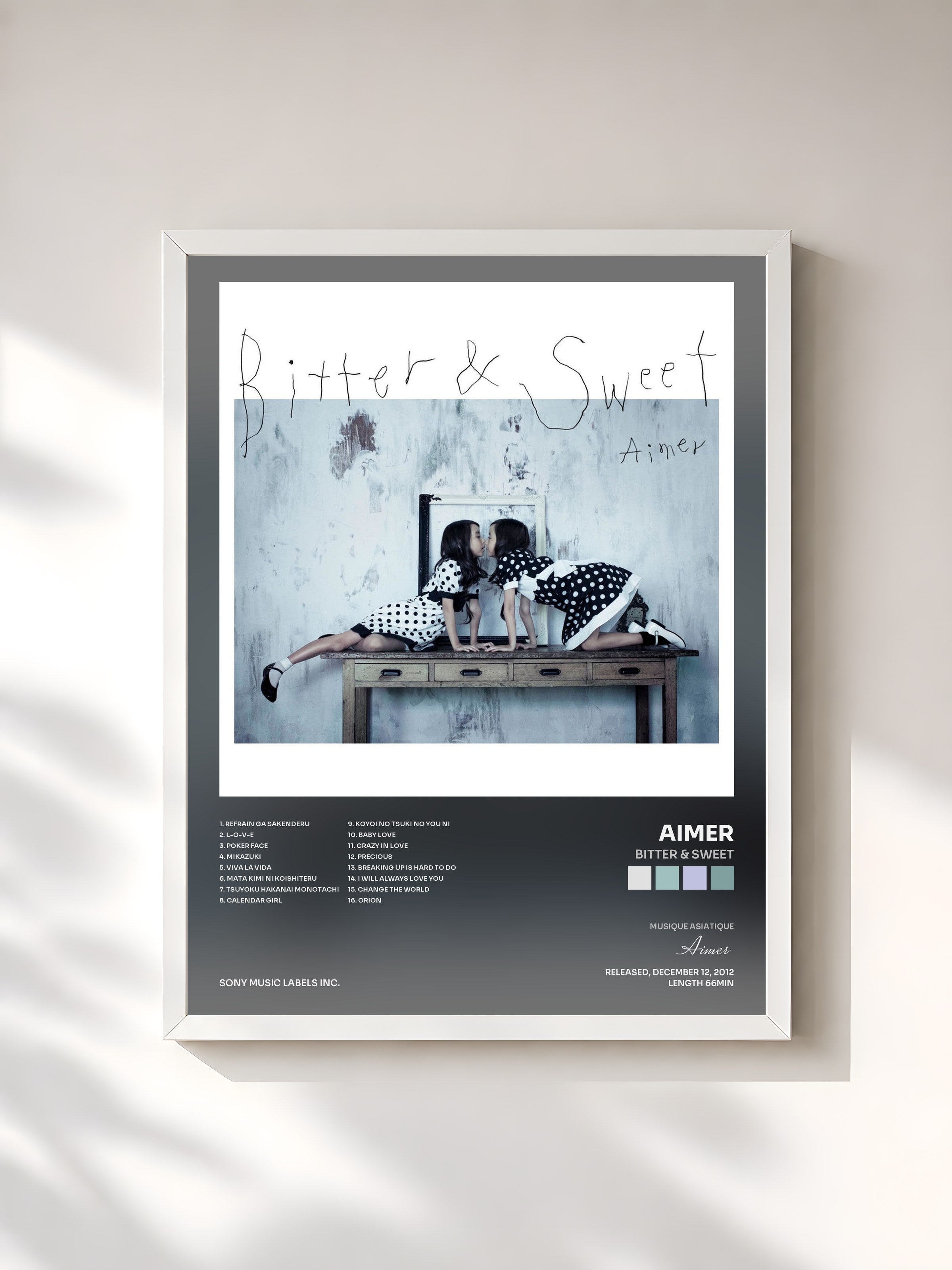 #blanc Tableau de l'album Bitter & Sweet de Aimer, cadre blanc, imprimé et encadré en France