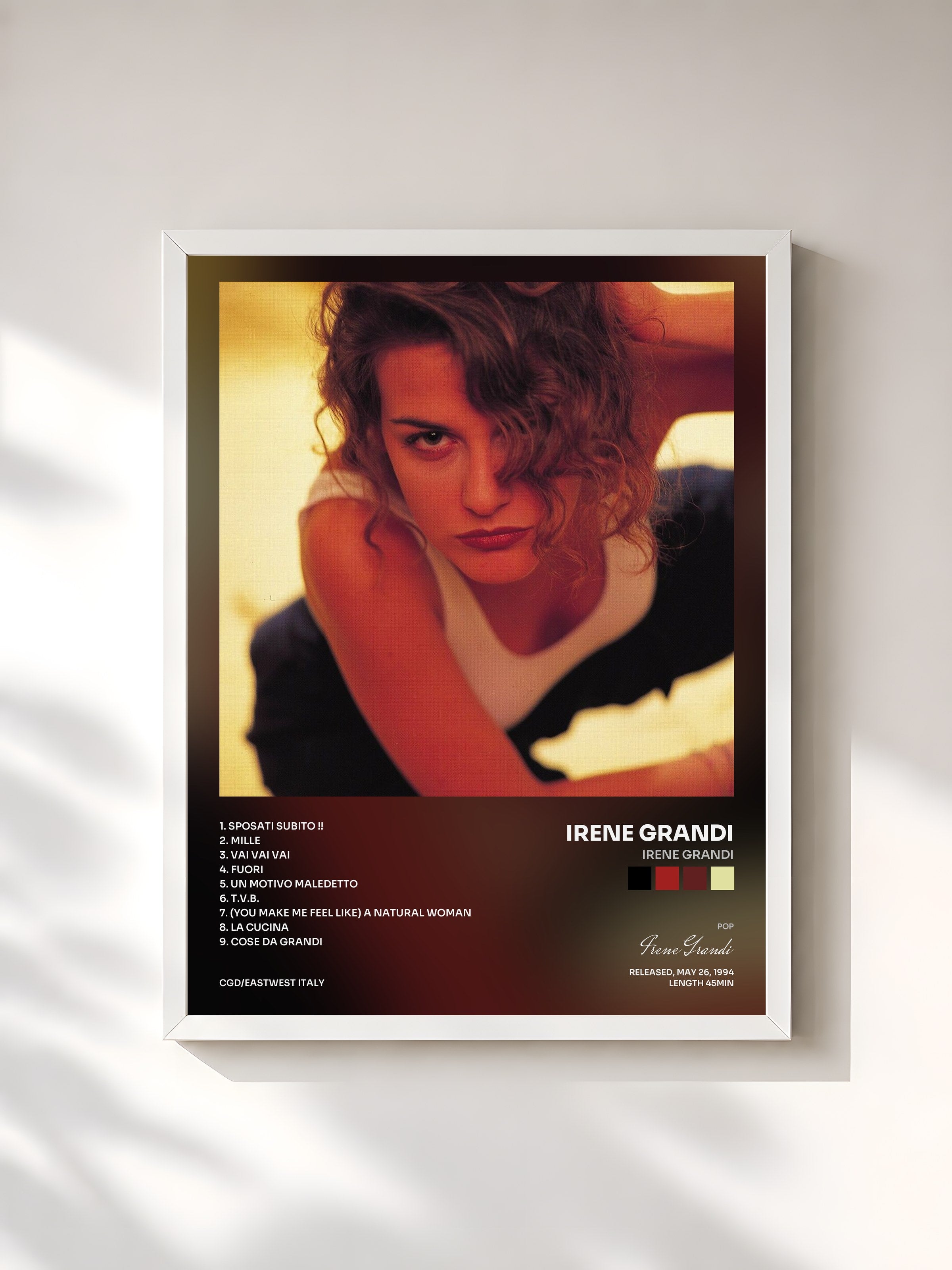 #blanc Tableau de l'album Irene Grandi de Irene Grandi, cadre blanc, imprimé et encadré en France