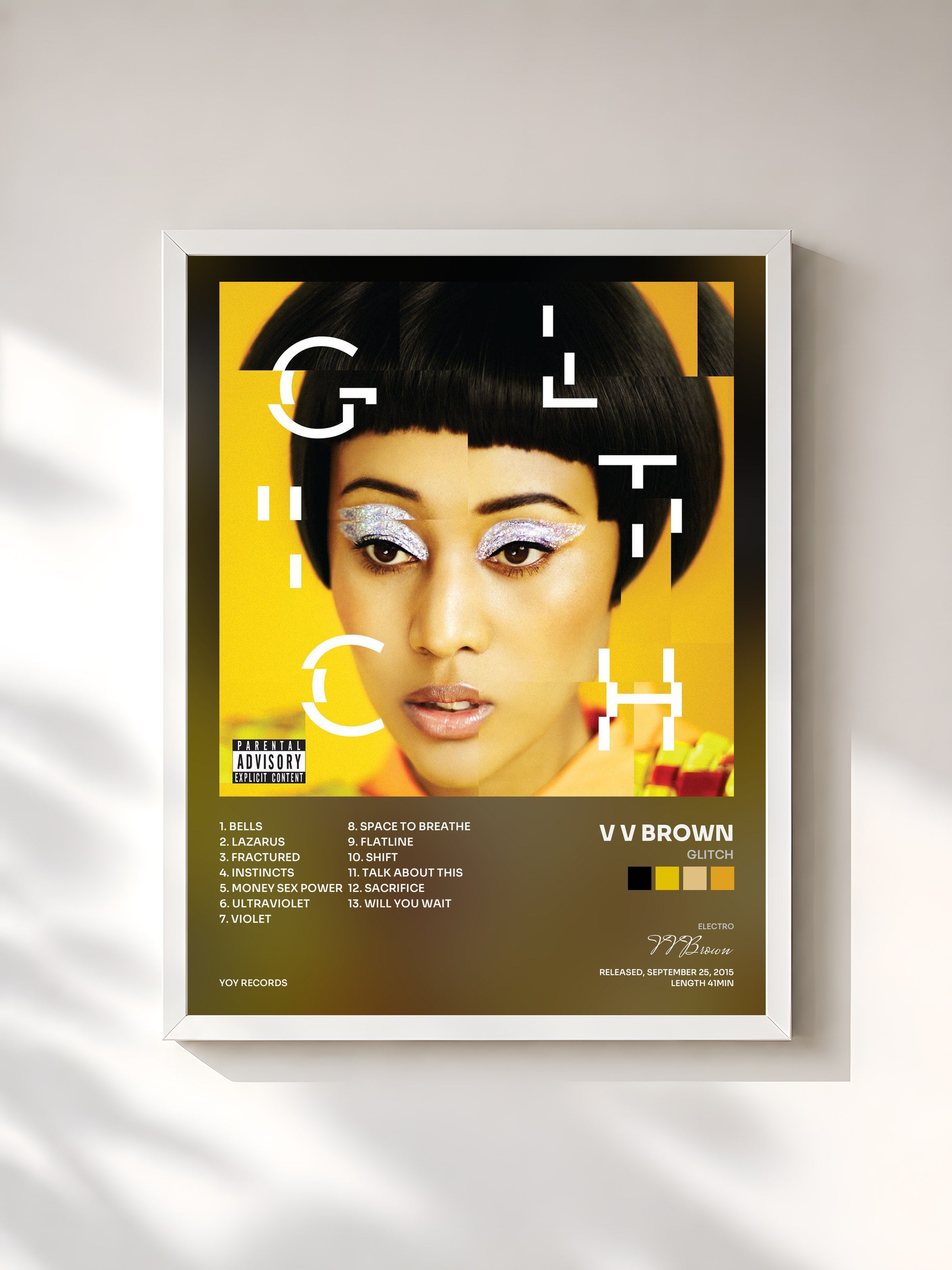 #blanc Tableau de l'album Glitch de V V Brown, cadre blanc, imprimé et encadré en France