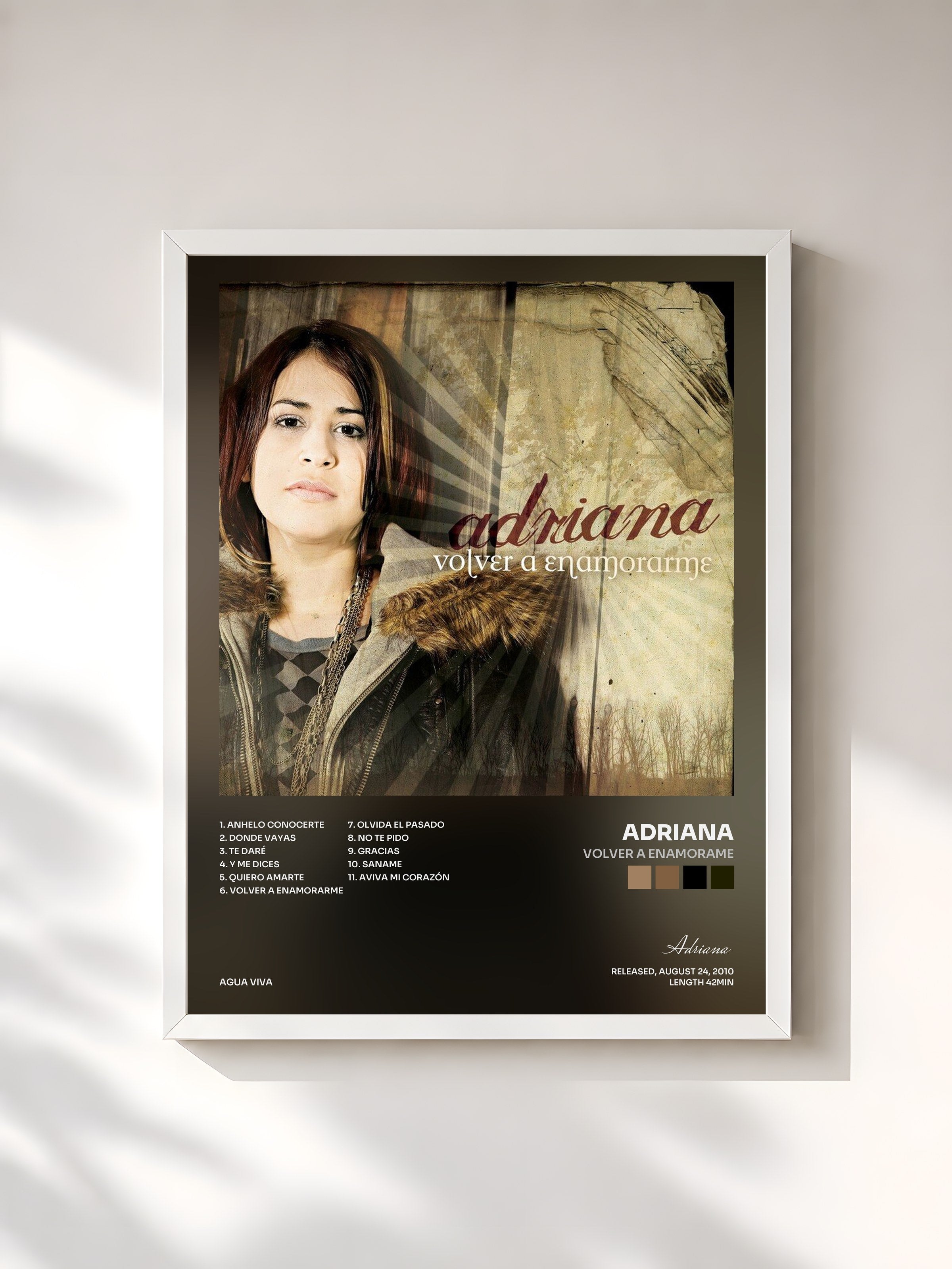 #blanc Tableau de l'album Volver A Enamorame de Adriana, cadre blanc, imprimé et encadré en France