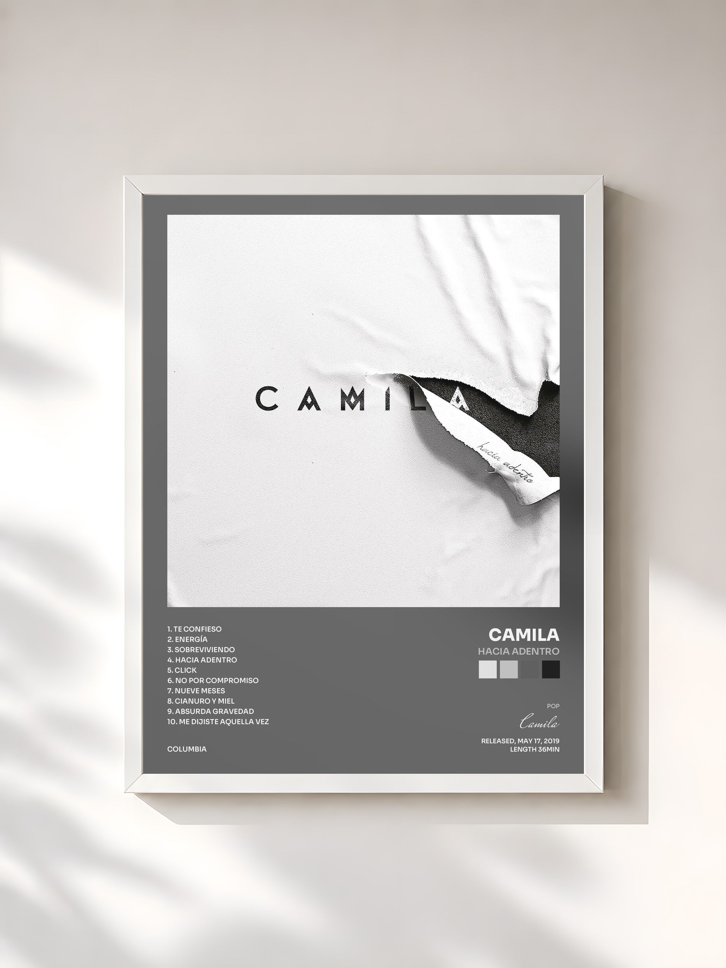 #blanc Tableau de l'album Hacia Adentro de Camila, cadre blanc, imprimé et encadré en France