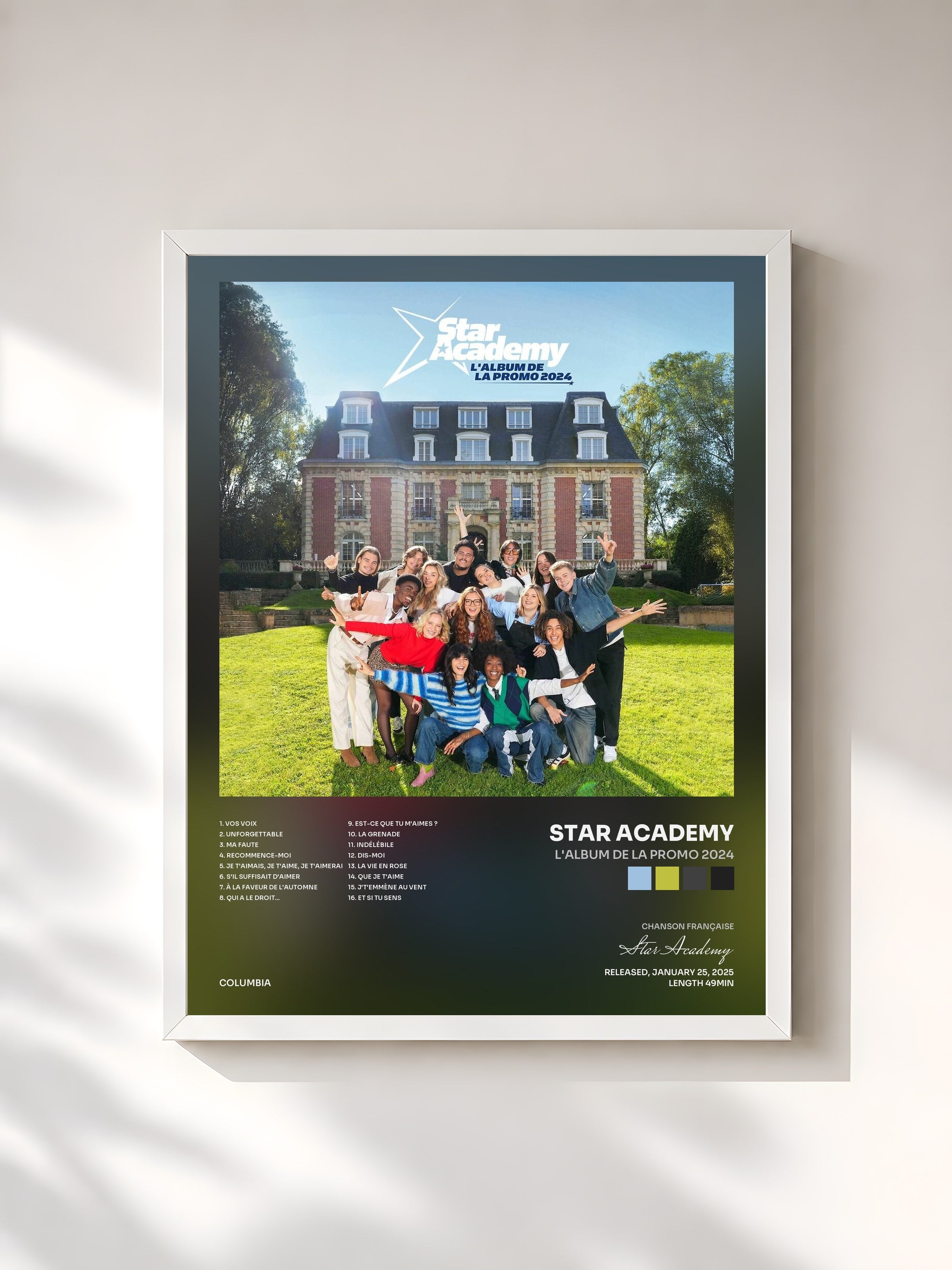 #blanc Tableau de l'album L'album de la promo 2024 de Star Academy, cadre blanc, imprimé et encadré en France