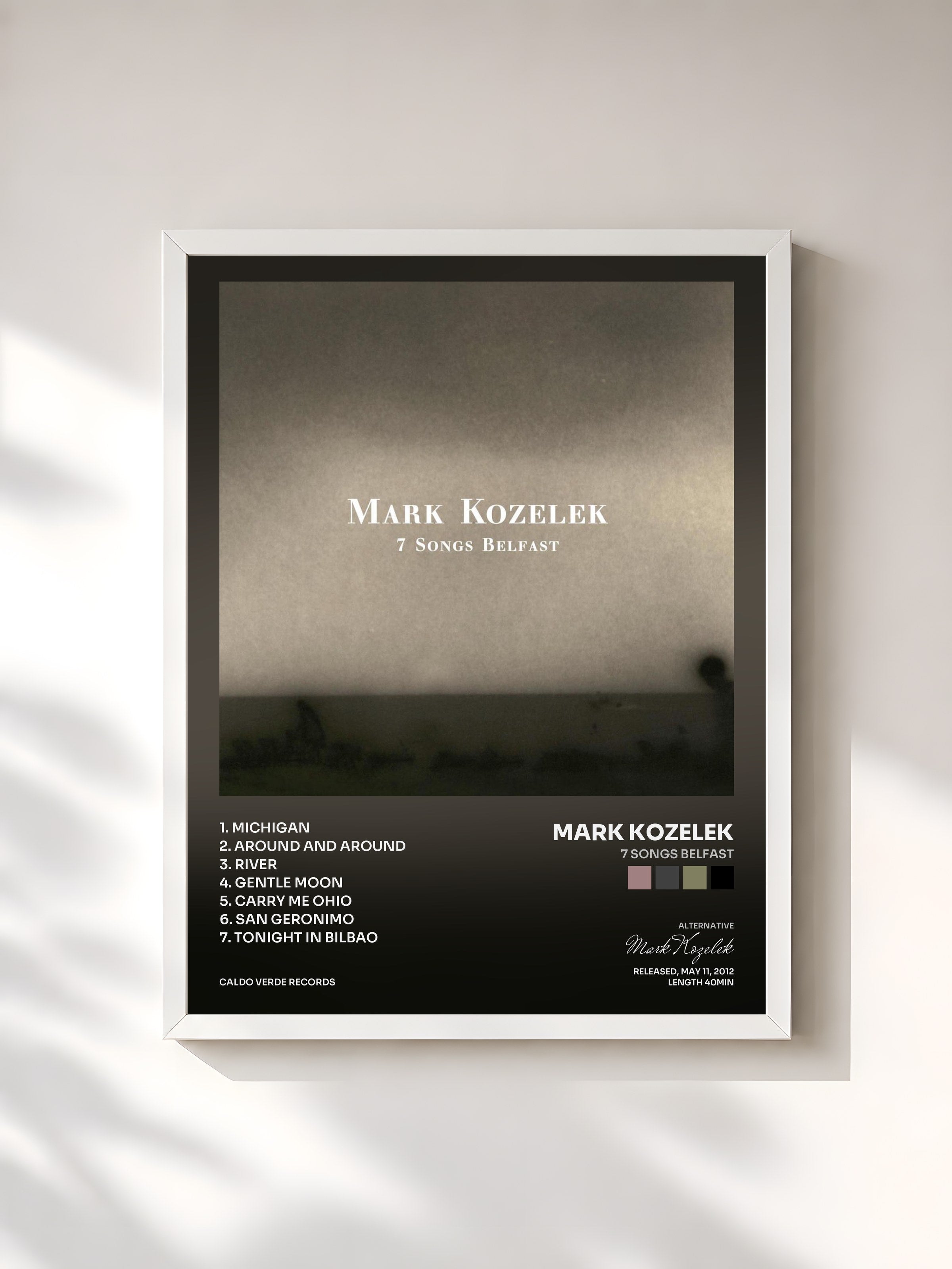 #blanc Tableau de l'album 7 Songs Belfast de Mark Kozelek, cadre blanc, imprimé et encadré en France