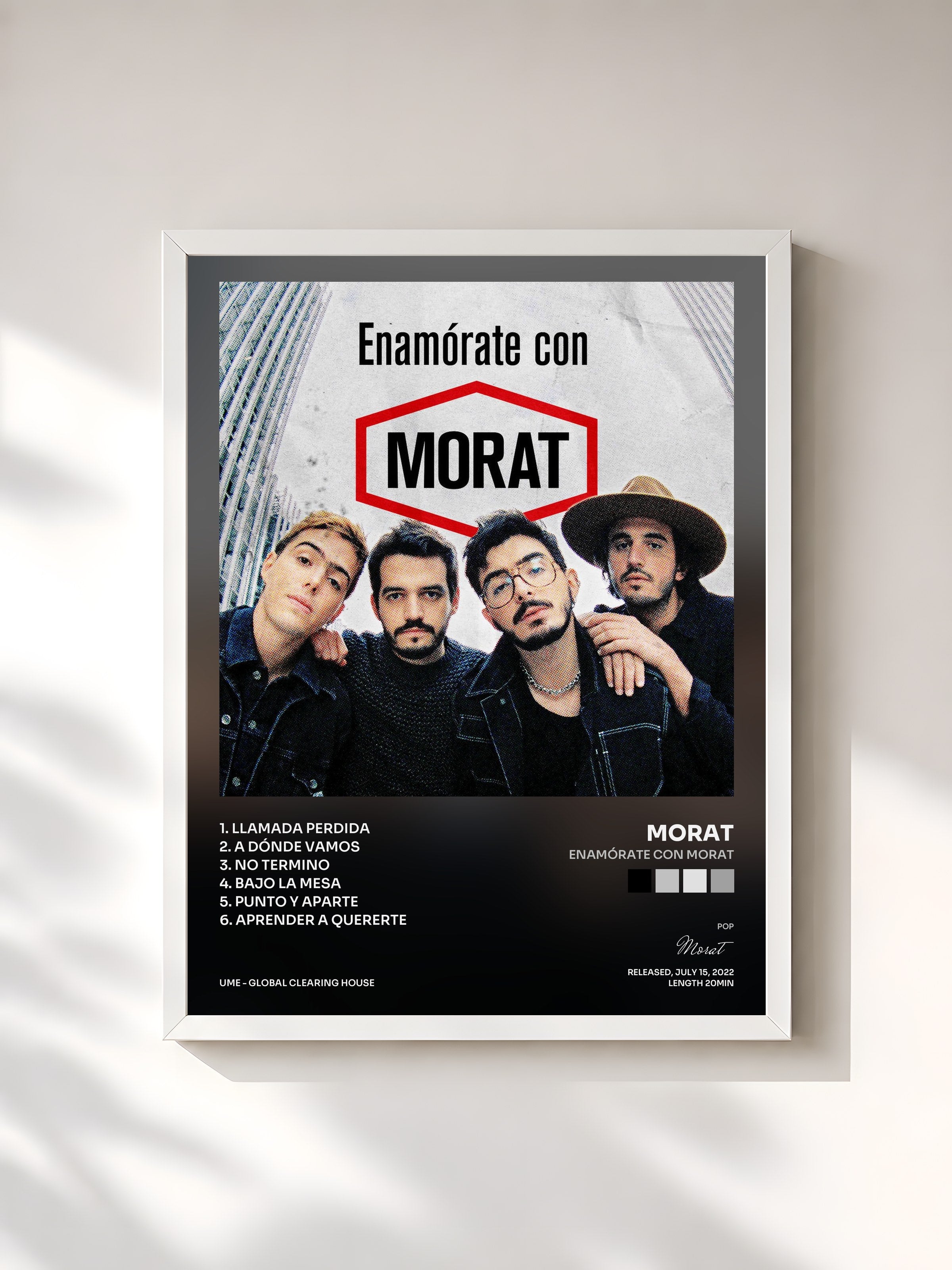 #blanc Tableau de l'album Enamórate con MORAT de Morat, cadre blanc, imprimé et encadré en France