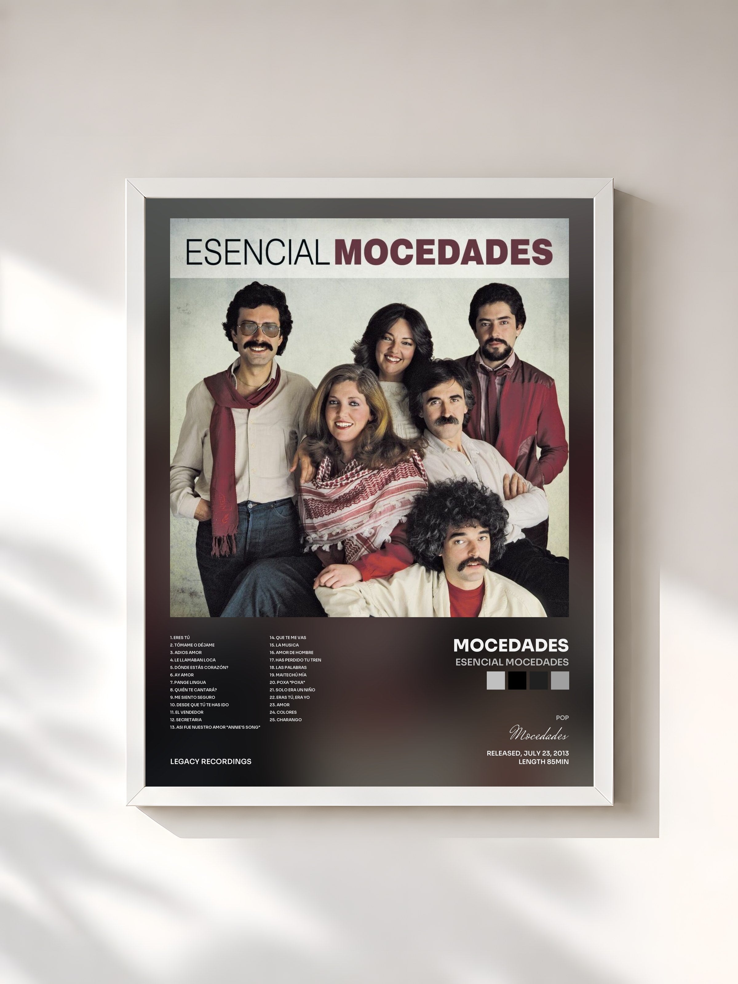 #blanc Tableau de l'album Esencial Mocedades de Mocedades, cadre blanc, imprimé et encadré en France