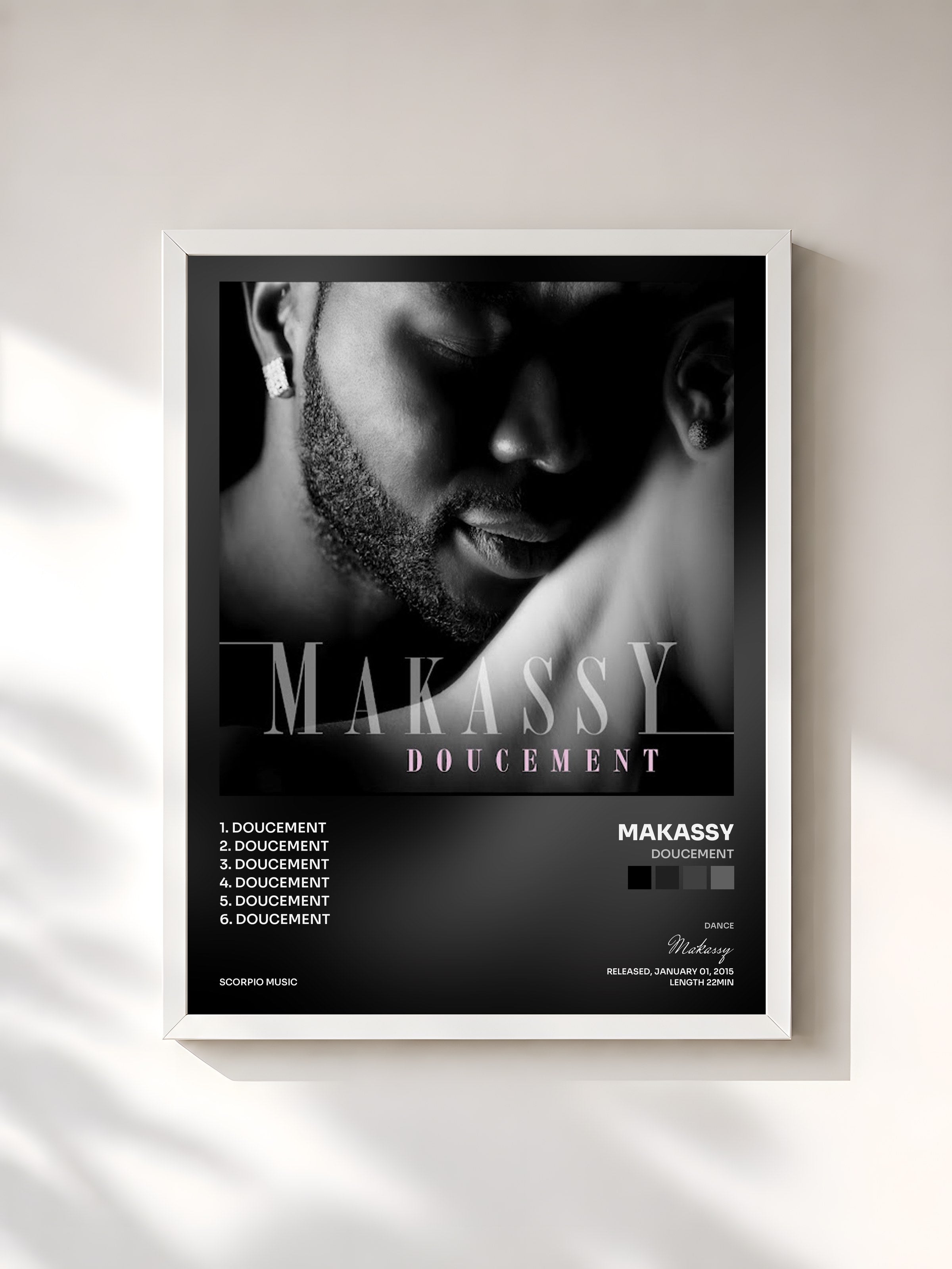 #blanc Tableau de l'album Doucement de Makassy, cadre blanc, imprimé et encadré en France