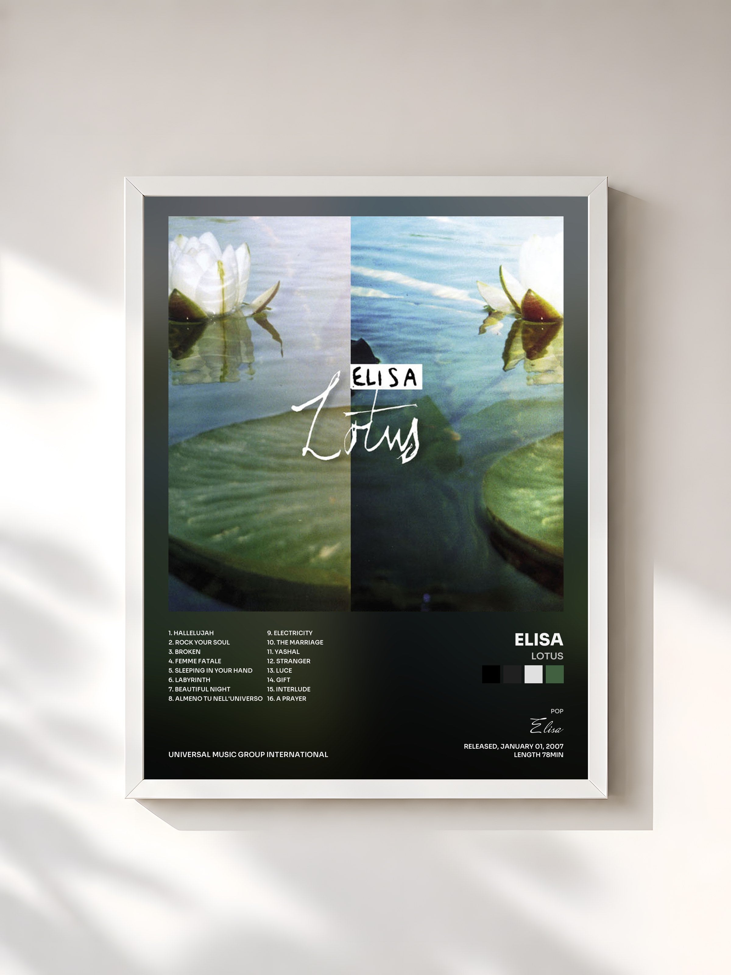 #blanc Tableau de l'album Lotus de Elisa, cadre blanc, imprimé et encadré en France