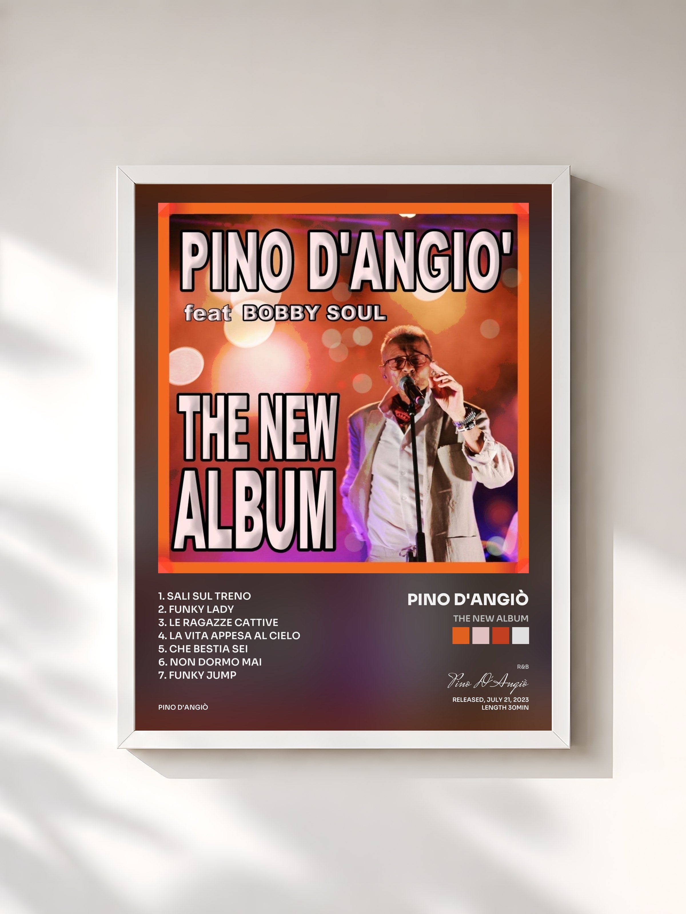 #blanc Tableau de l'album THE NEW ALBUM de Pino D'Angiò, cadre blanc, imprimé et encadré en France