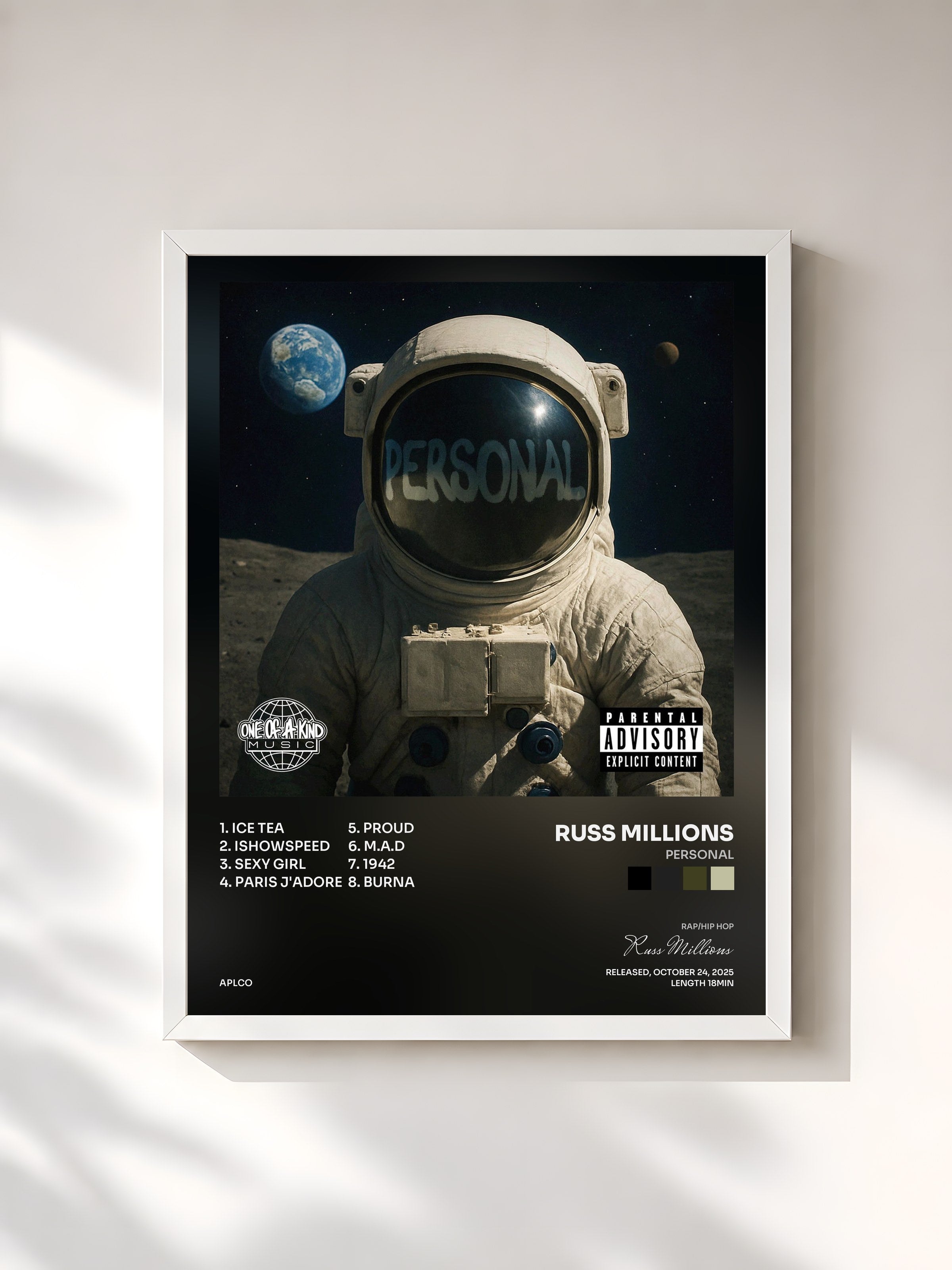 #blanc Tableau de l'album Personal de Russ Millions, cadre blanc, imprimé et encadré en France